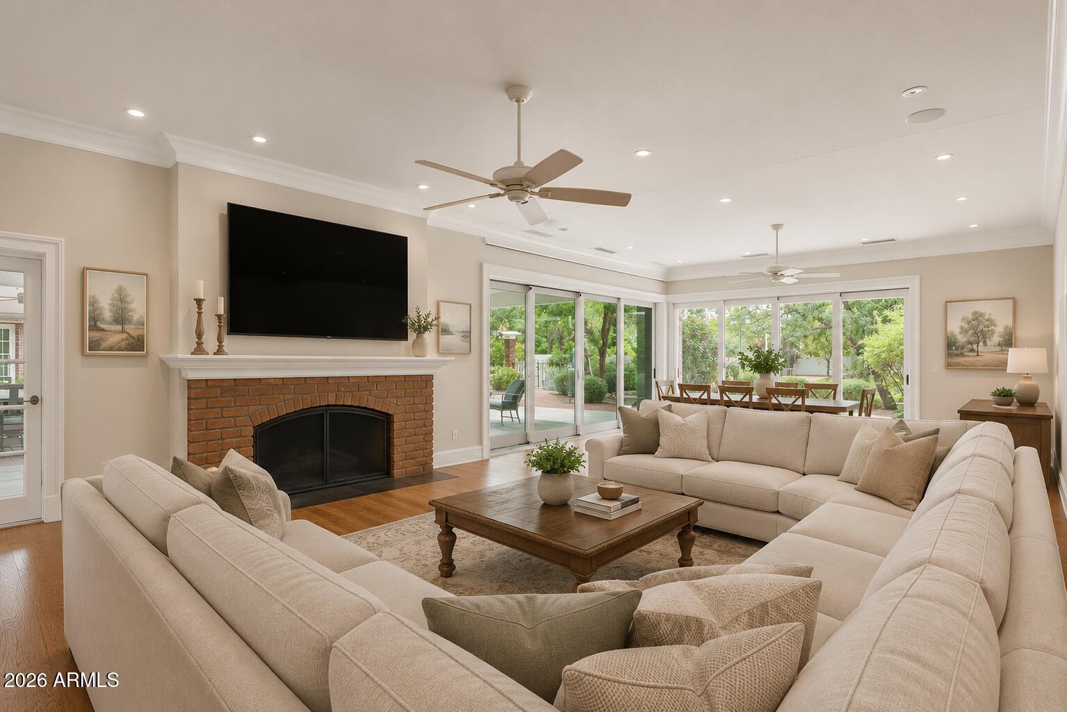 CORONA VISTA - Residential