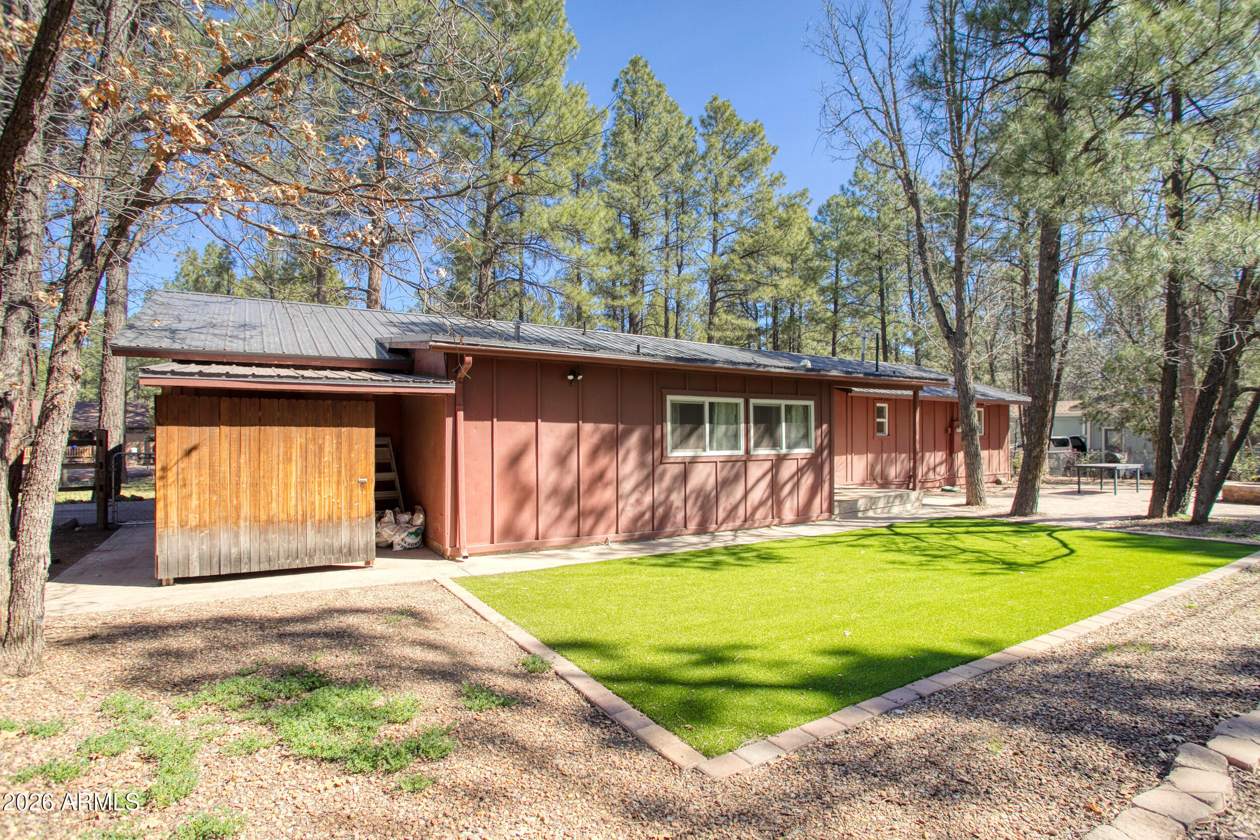 LAKESIDE FOREST ESTATES UNIT 1 - Residential
