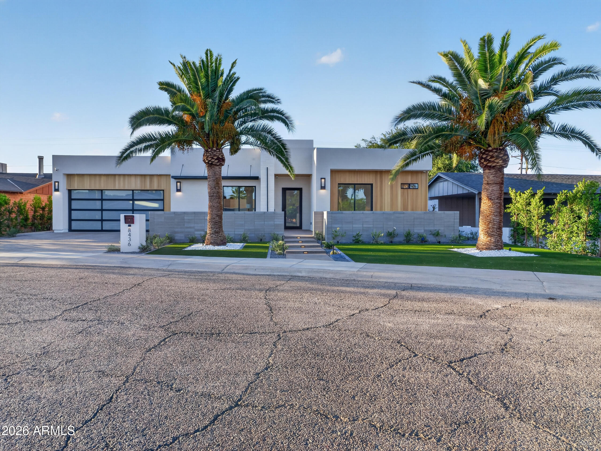 SCOTTSDALE ESTATES - Residential