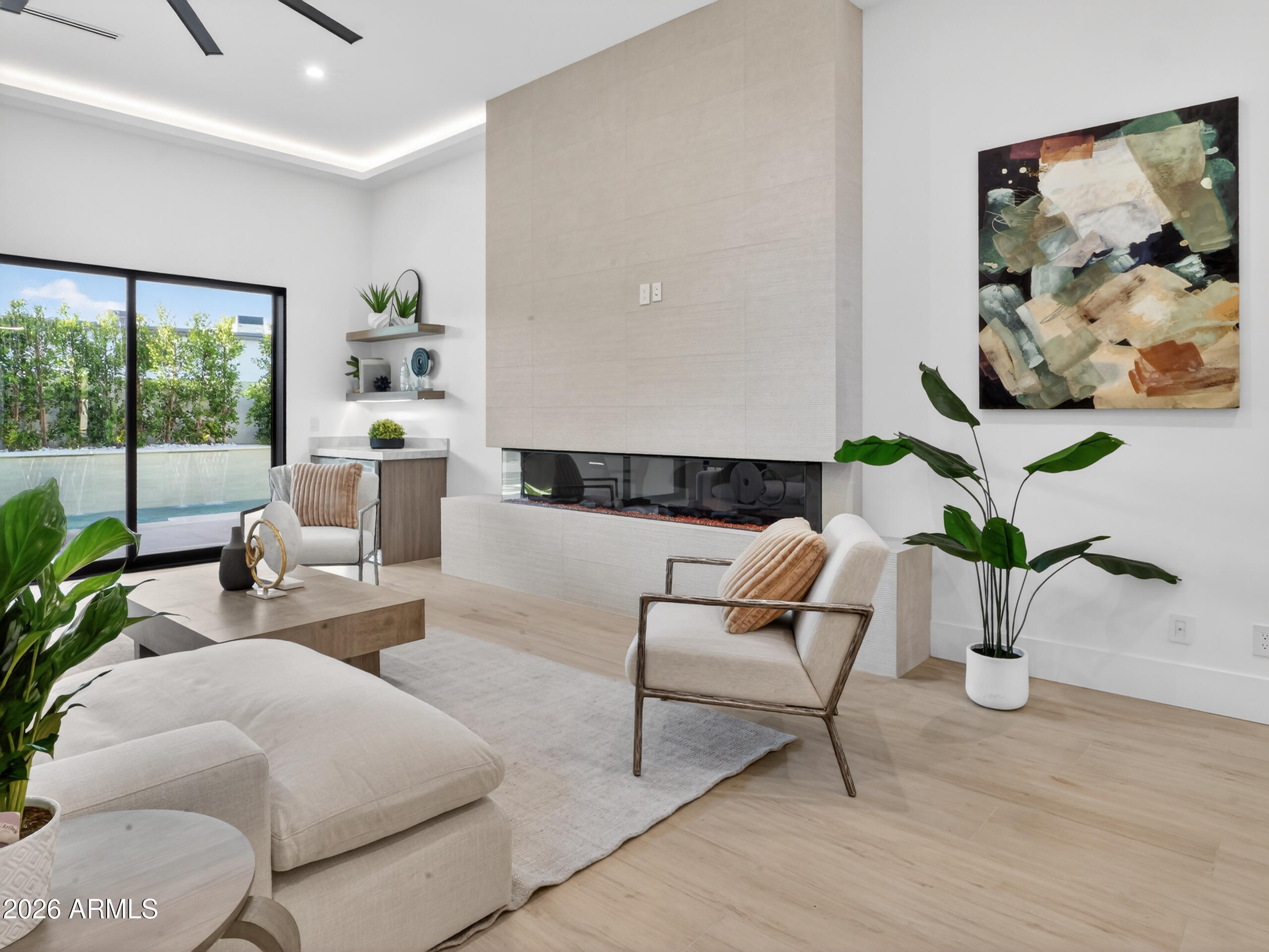 SCOTTSDALE ESTATES - Residential
