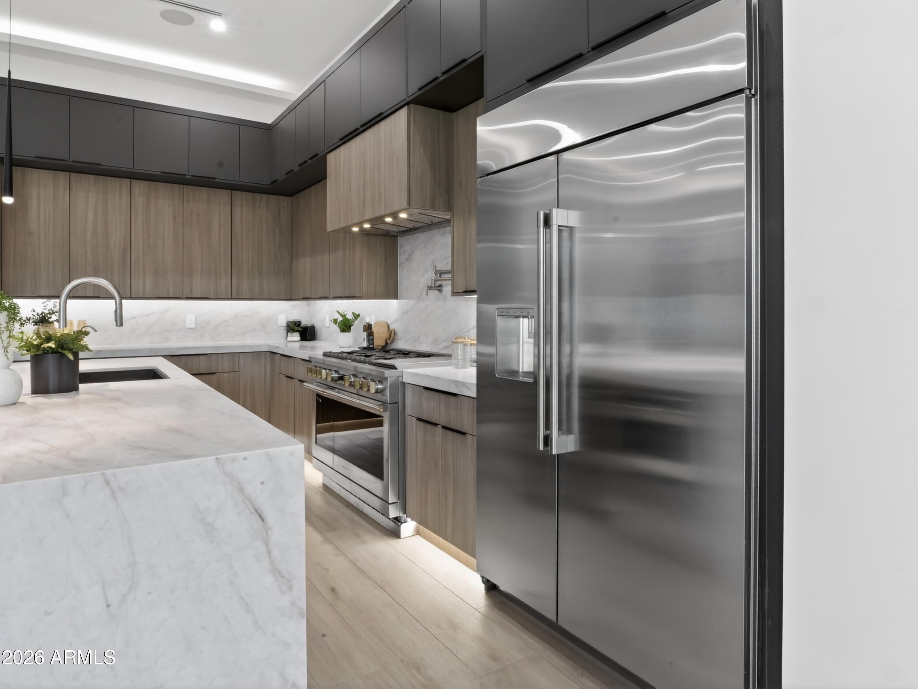 SCOTTSDALE ESTATES - Residential