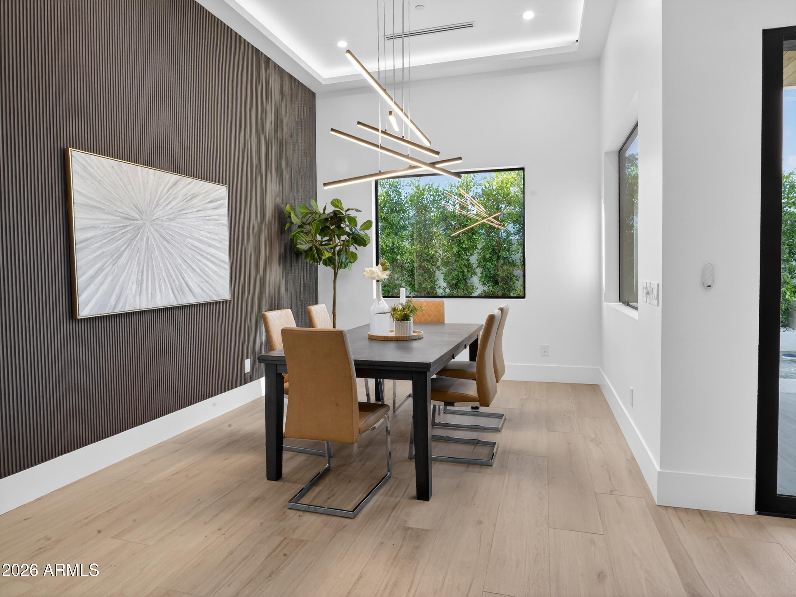 SCOTTSDALE ESTATES - Residential