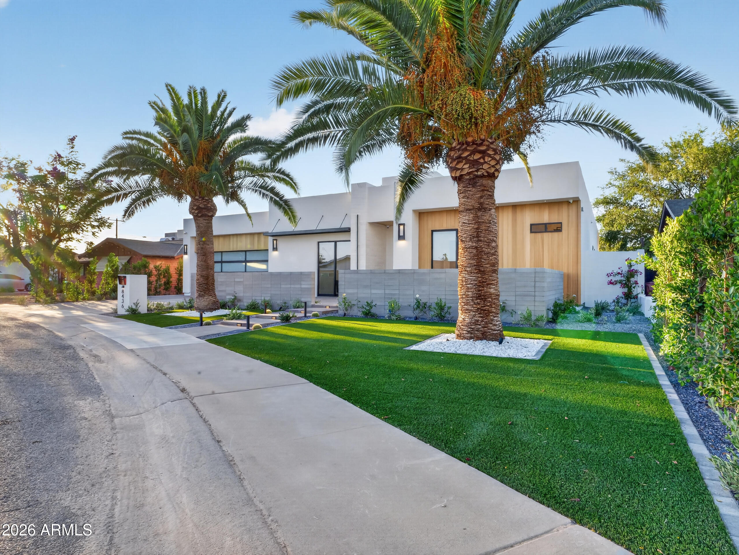 SCOTTSDALE ESTATES - Residential