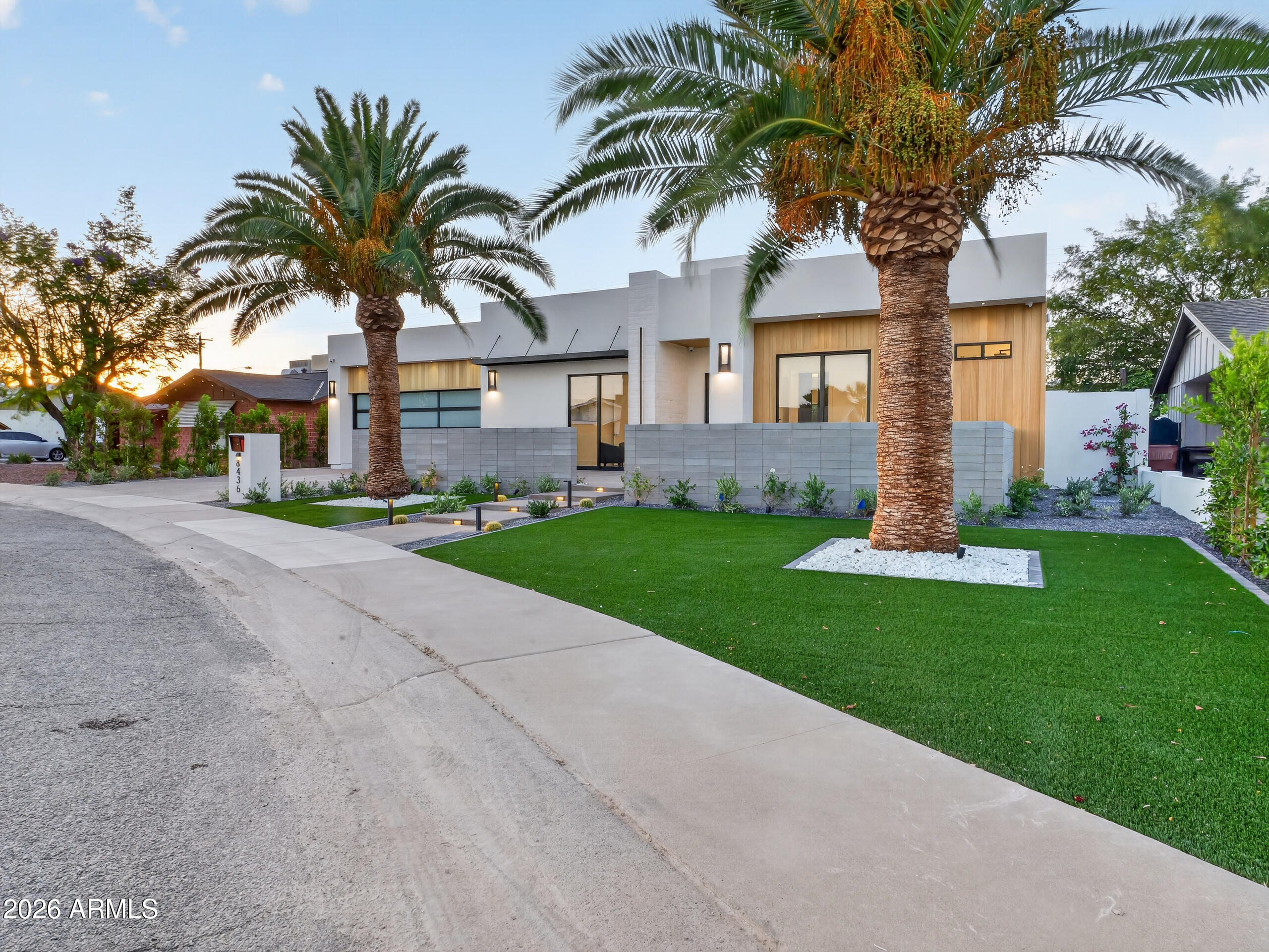 SCOTTSDALE ESTATES - Residential