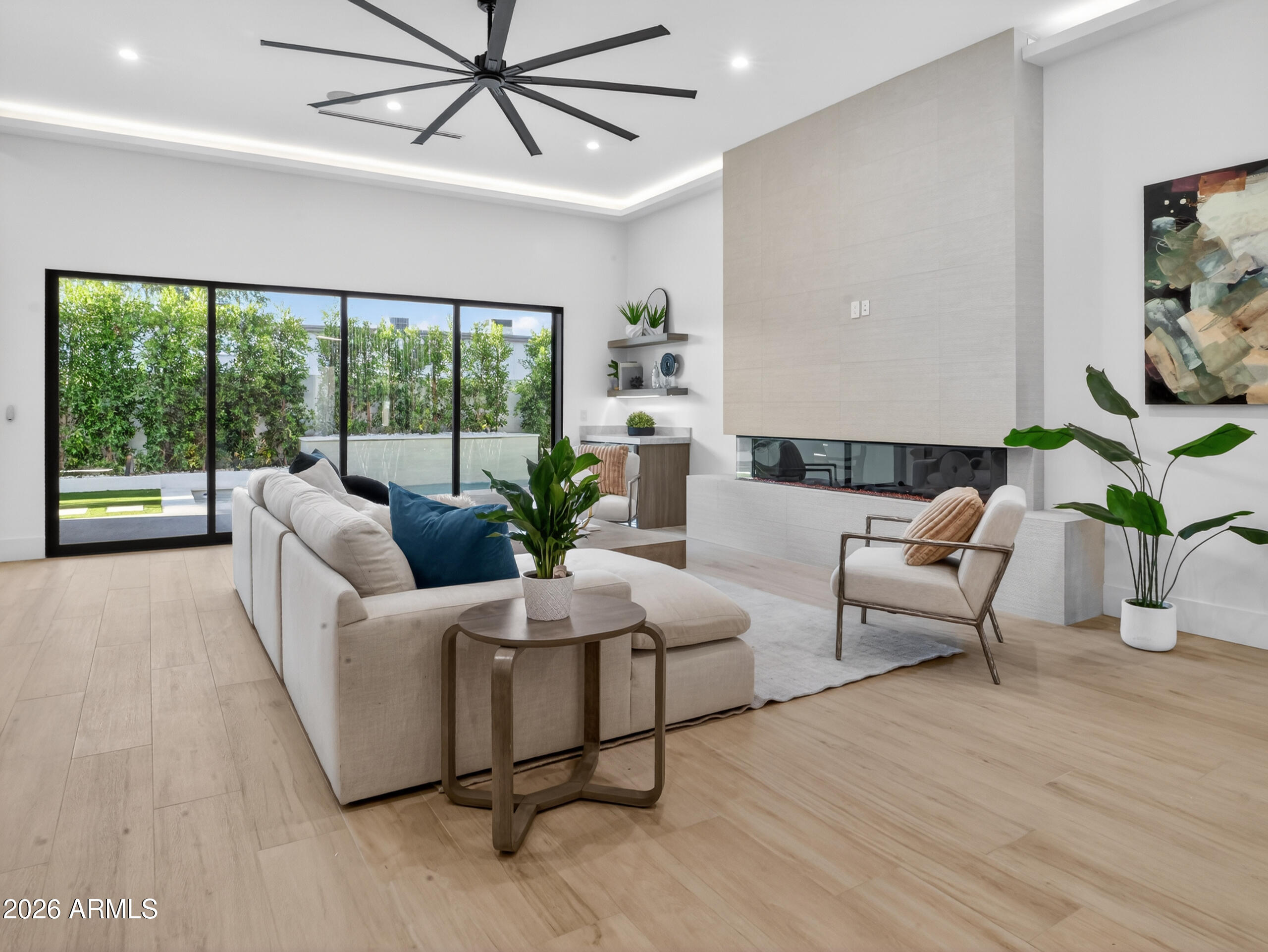 SCOTTSDALE ESTATES - Residential