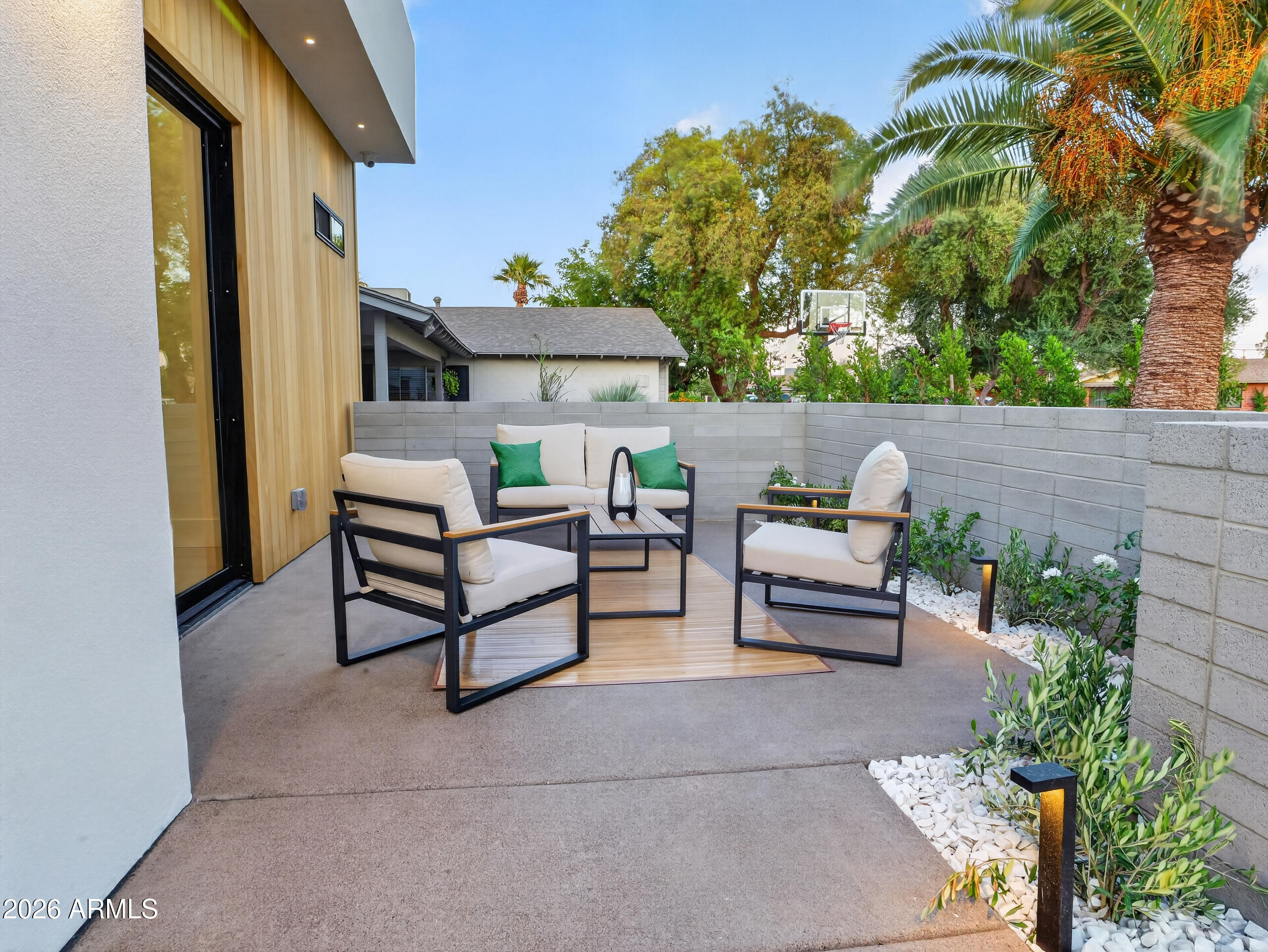 SCOTTSDALE ESTATES - Residential