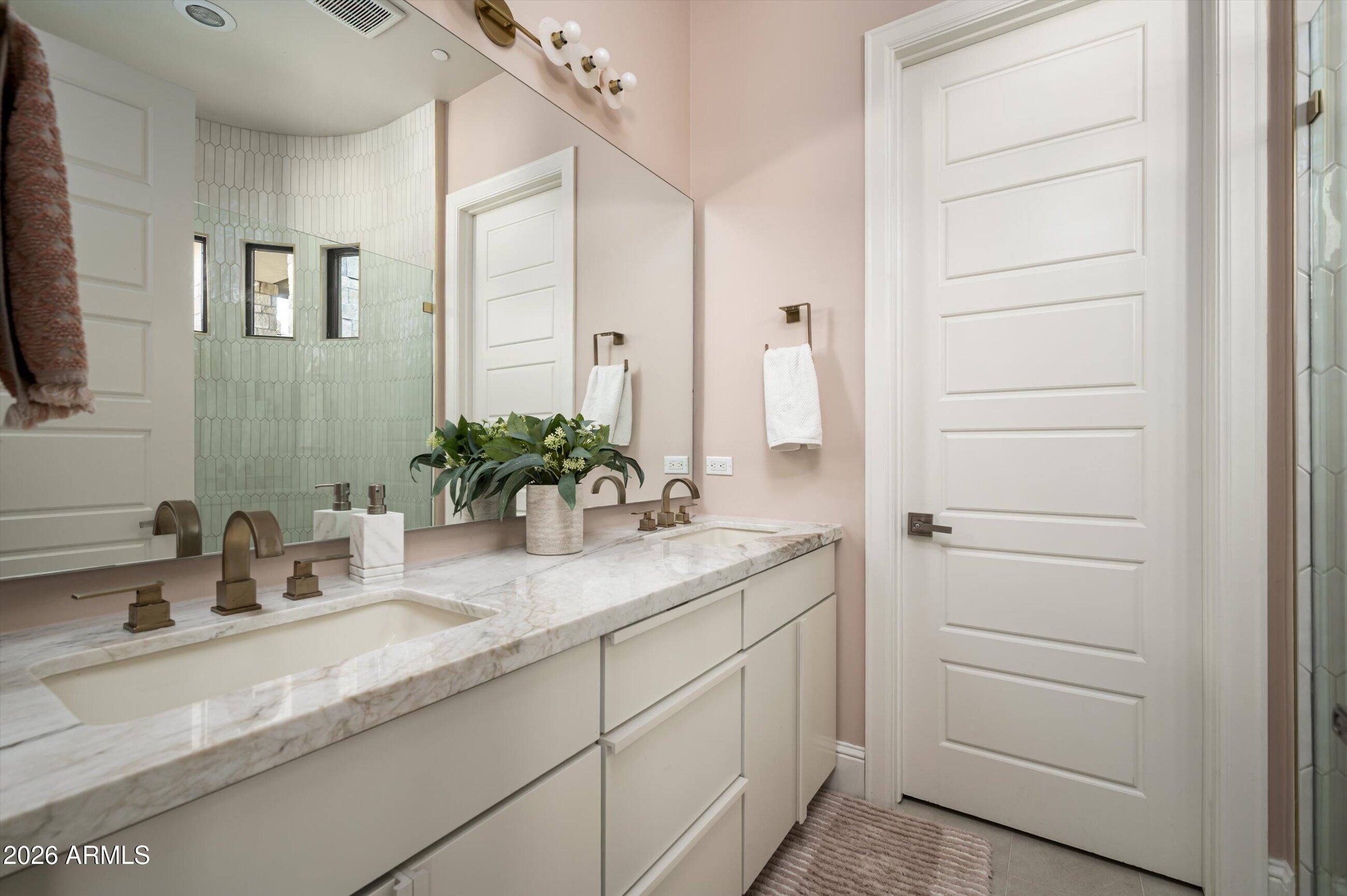 MOCKINGBIRD LANE ESTATES 6 - Residential