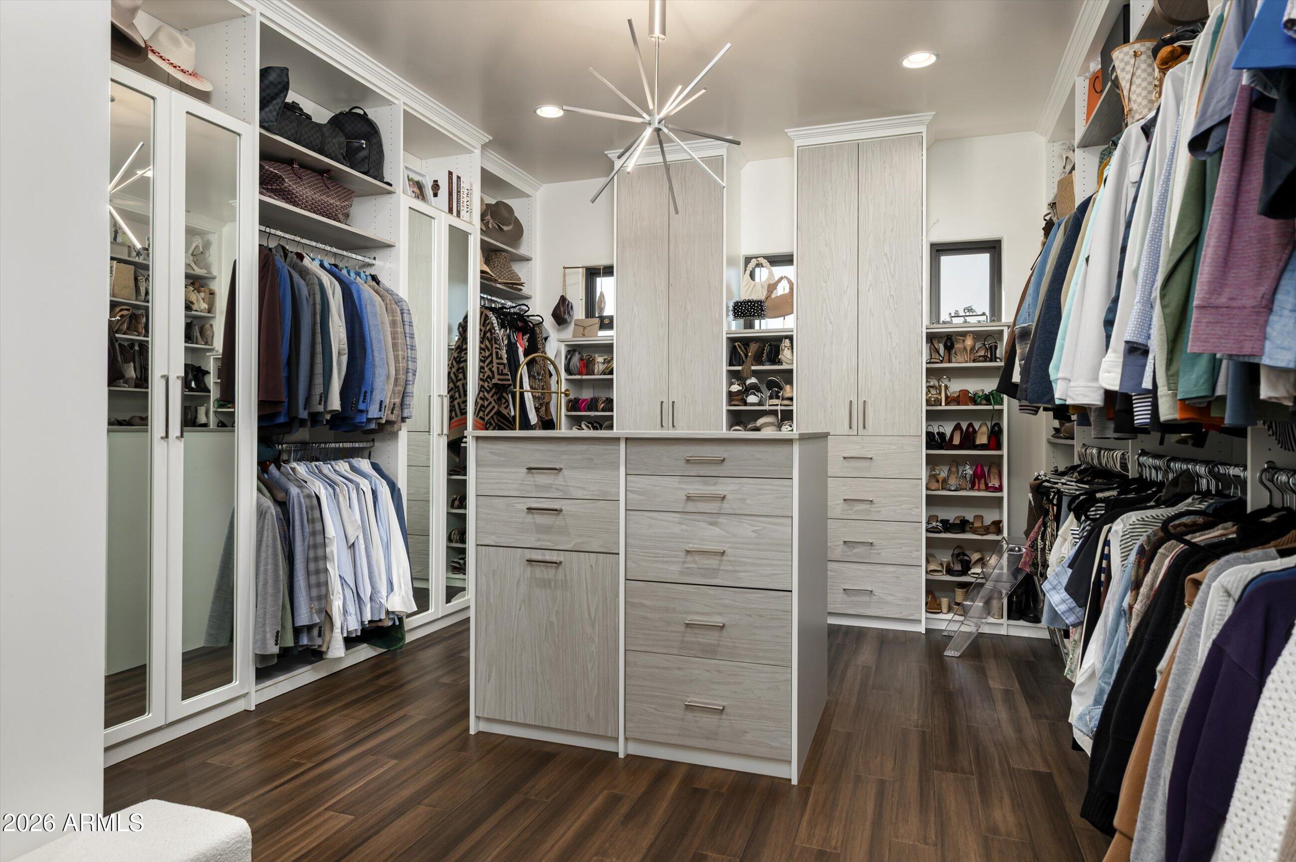 MOCKINGBIRD LANE ESTATES 6 - Residential
