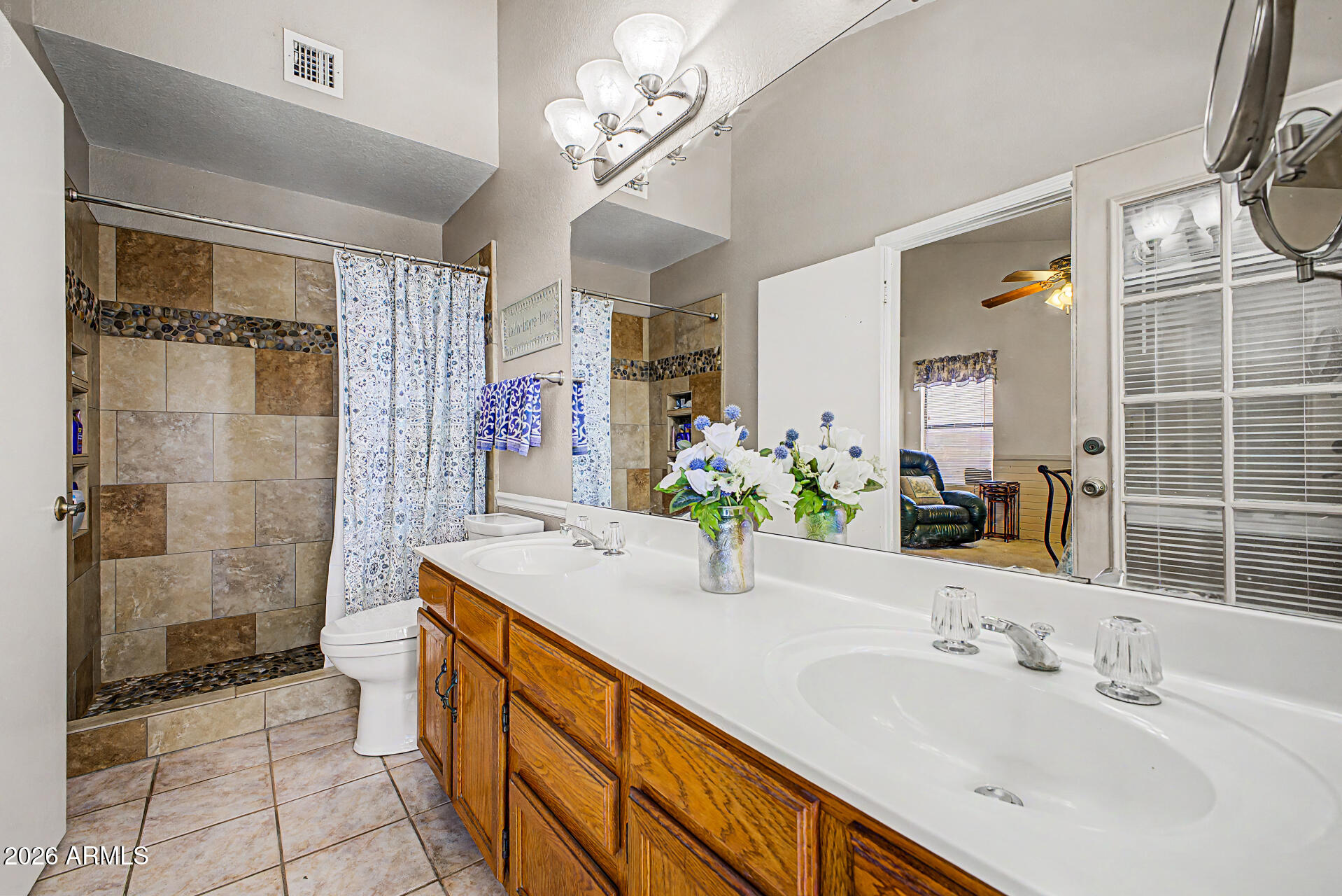 VISTA MESA 2 - Residential