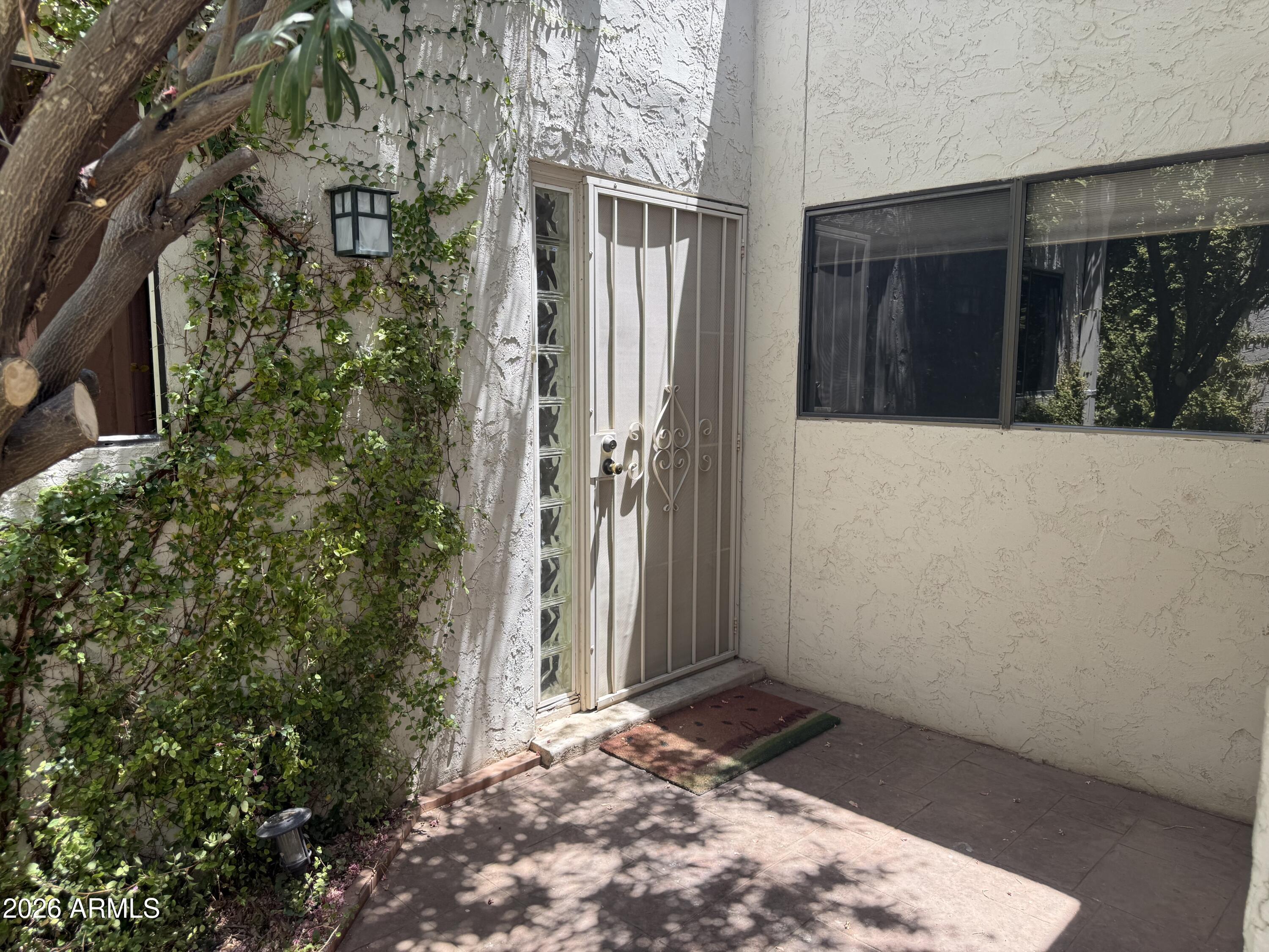 SCOTTSDALE IN TOWNE VILLAS AMD - Residential Lease