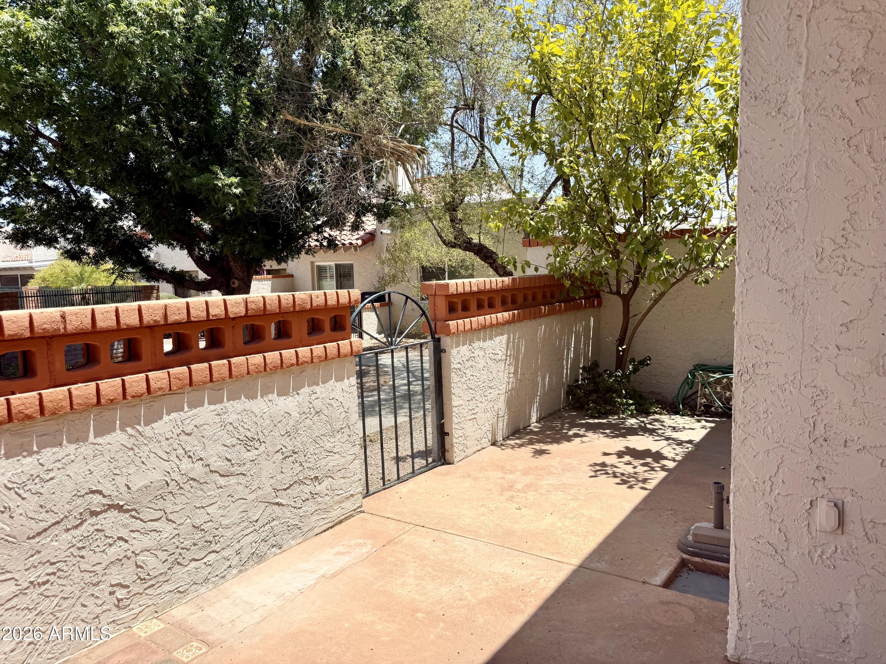 SCOTTSDALE IN TOWNE VILLAS AMD - Residential Lease