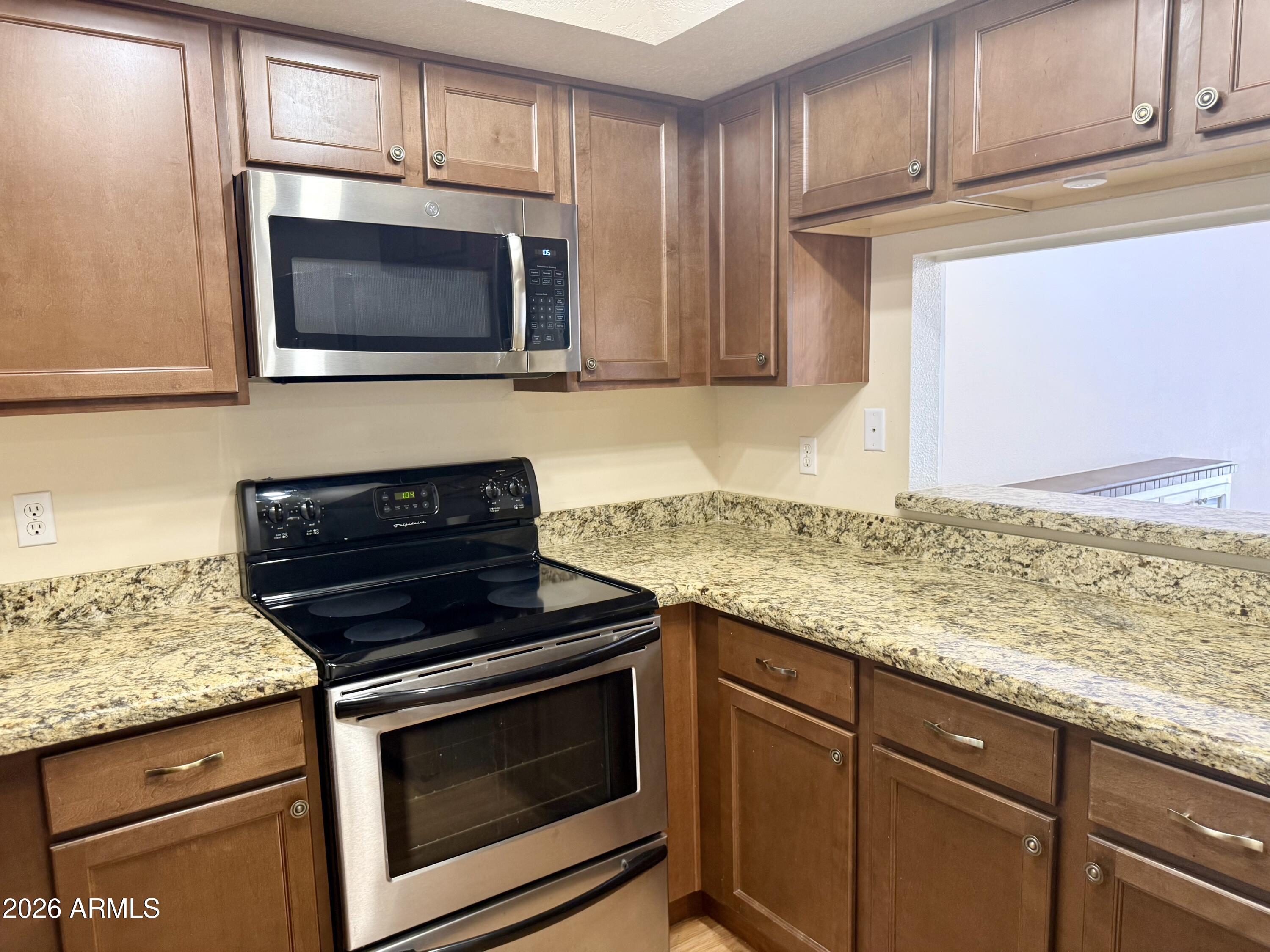 SCOTTSDALE IN TOWNE VILLAS AMD - Residential Lease