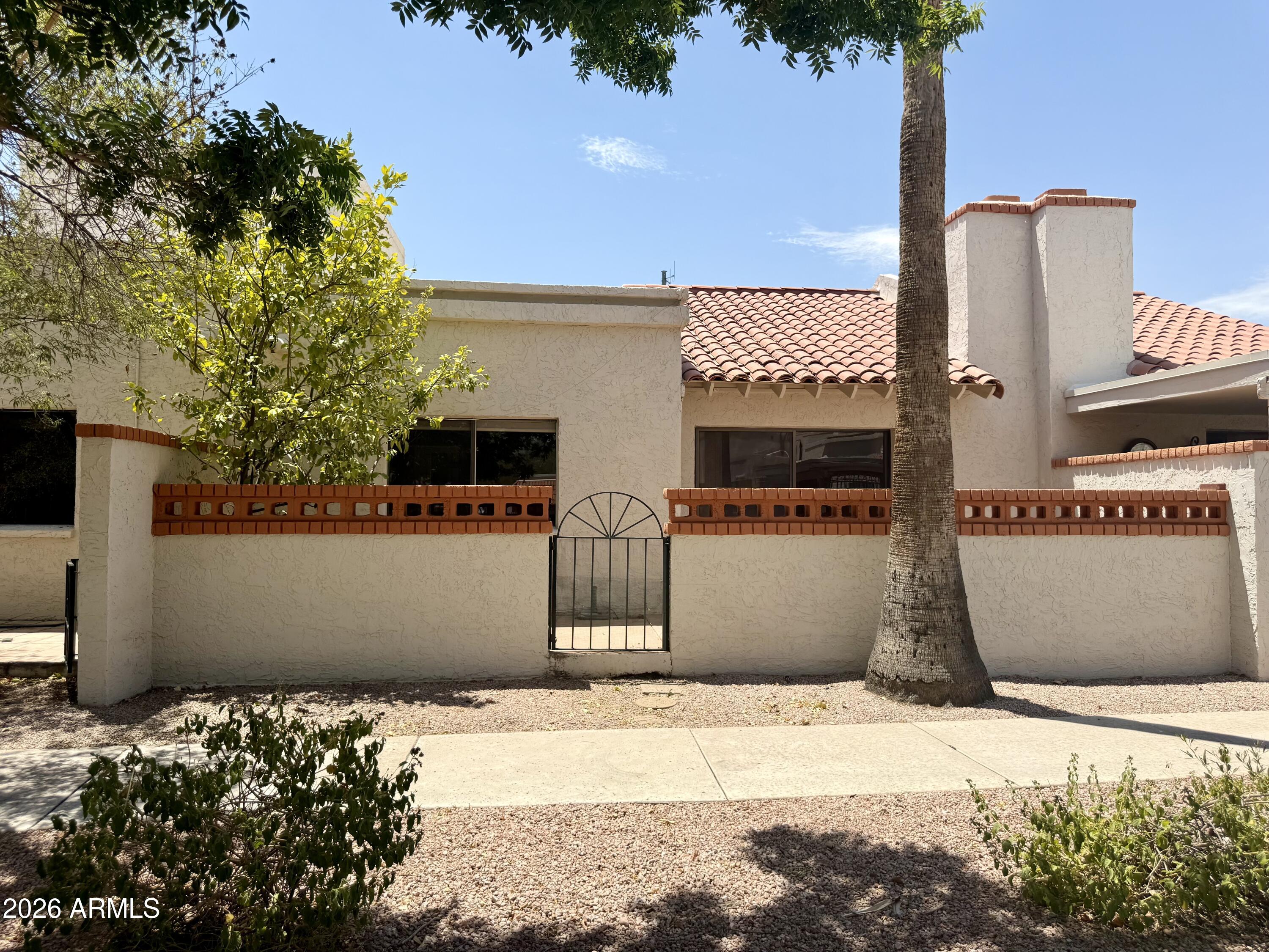 SCOTTSDALE IN TOWNE VILLAS AMD - Residential Lease