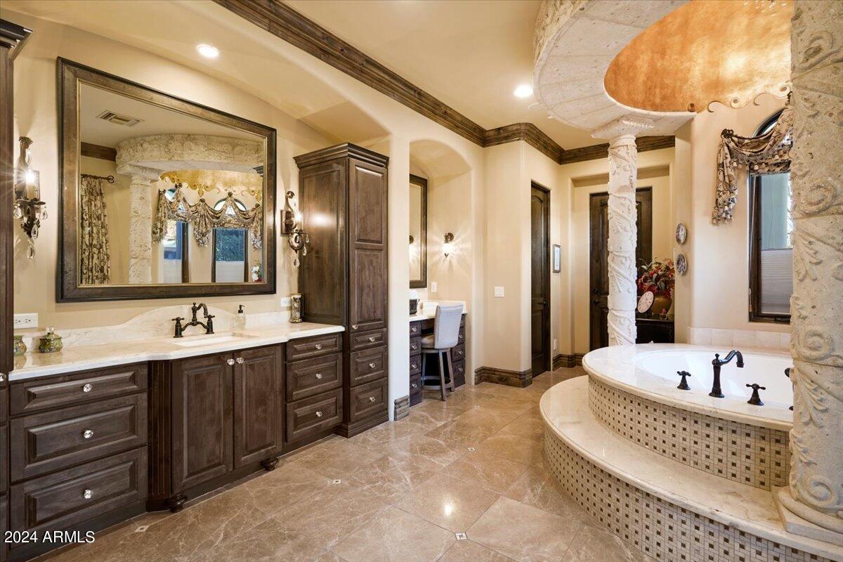 100TH STREET AND CHOLLA REPLAT - Residential