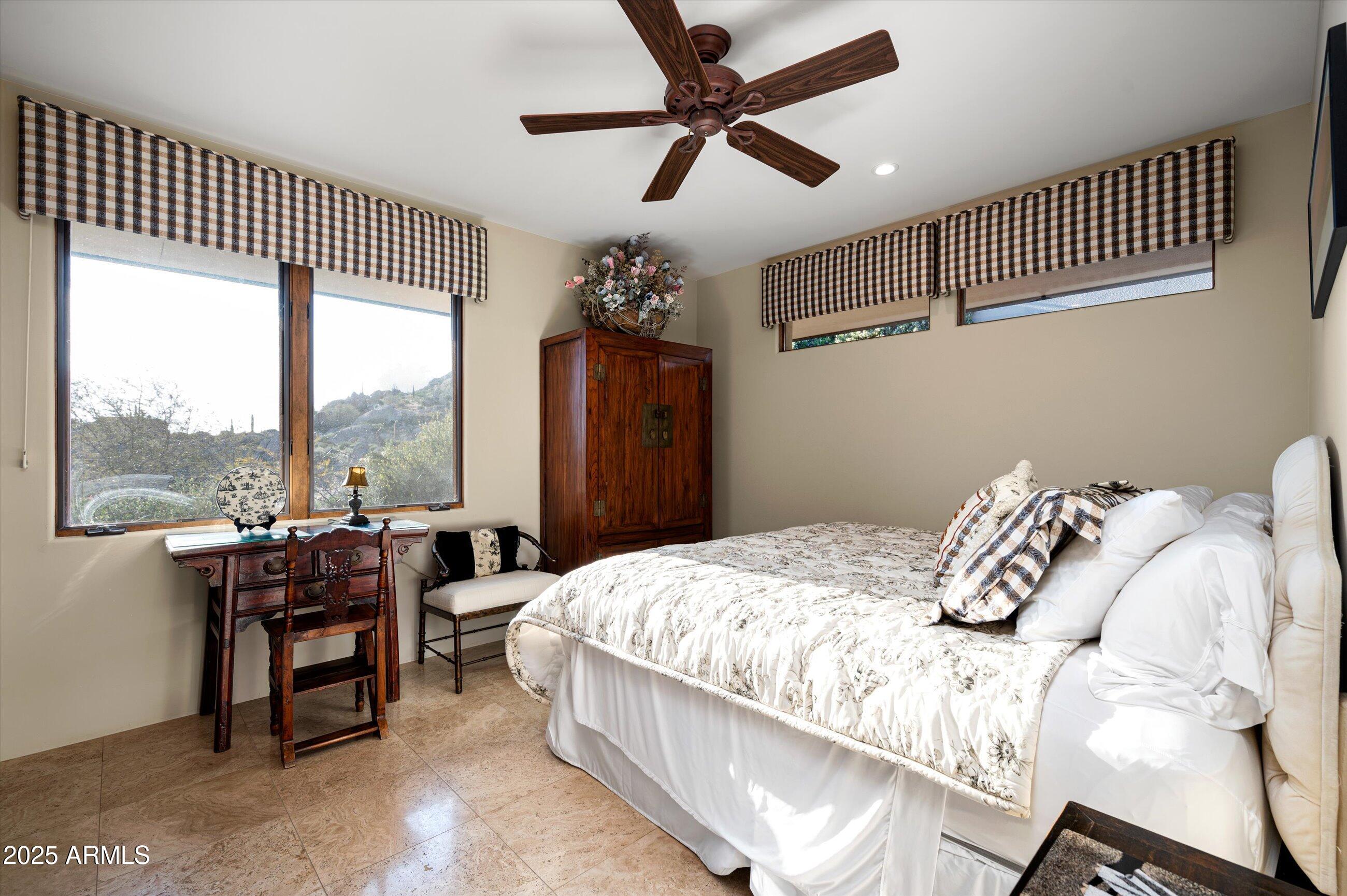 DESERT MOUNTAIN PHASE 3 UNIT 24 VILLAGE SUNSET CAN - Residential
