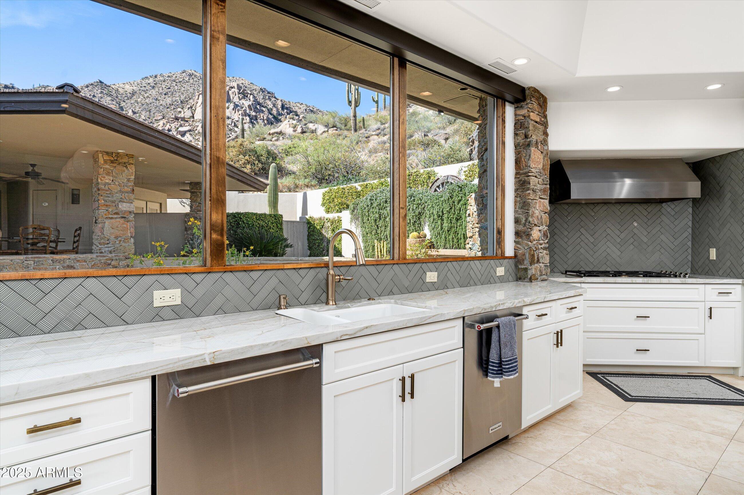 DESERT MOUNTAIN PHASE 3 UNIT 24 VILLAGE SUNSET CAN - Residential