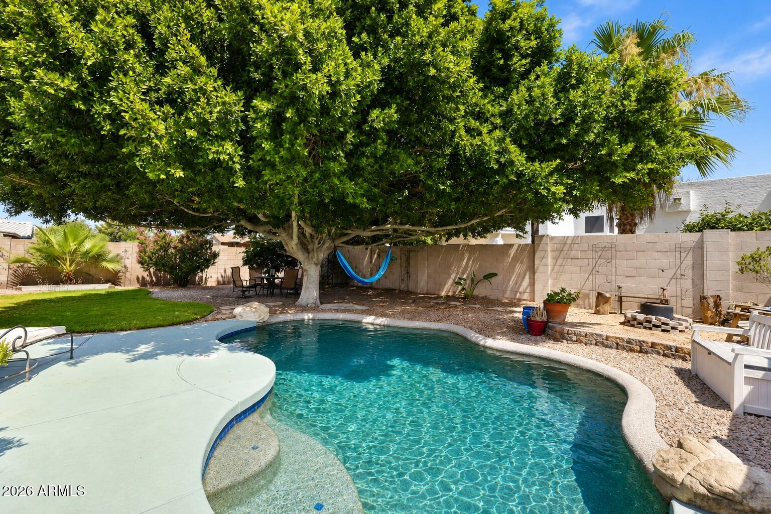 PARADISE VALLEY HORIZON UNIT 2 LOT 41-110 TR A - Residential