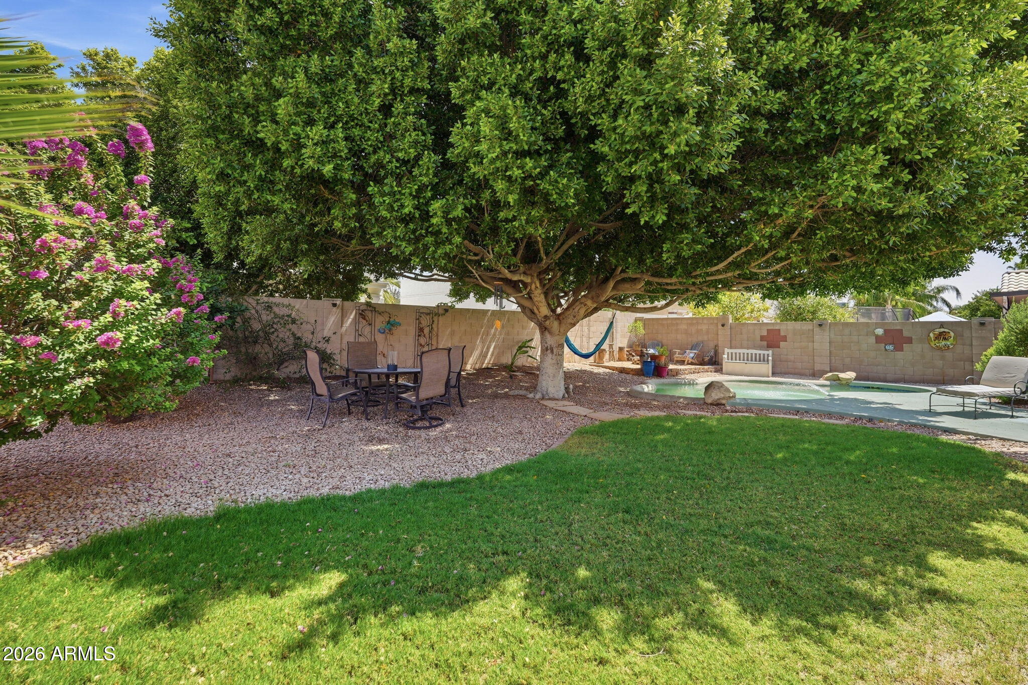 PARADISE VALLEY HORIZON UNIT 2 LOT 41-110 TR A - Residential
