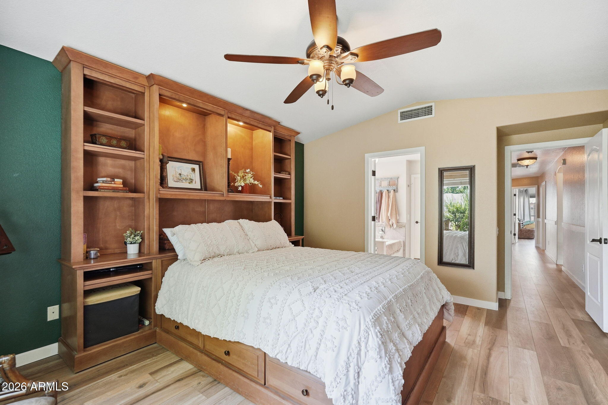 PARADISE VALLEY HORIZON UNIT 2 LOT 41-110 TR A - Residential