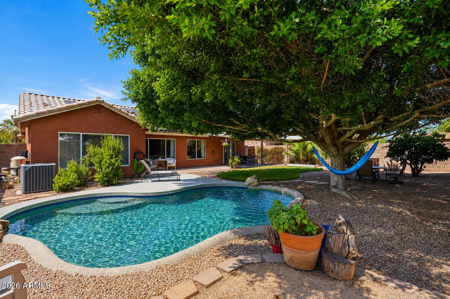PARADISE VALLEY HORIZON UNIT 2 LOT 41-110 TR A - Residential