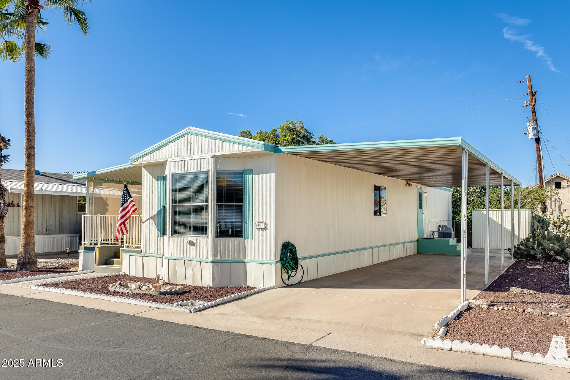 SUNNY CREST - Residential