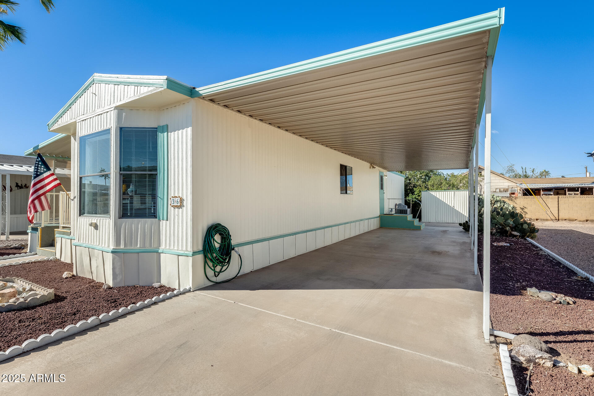 SUNNY CREST - Residential