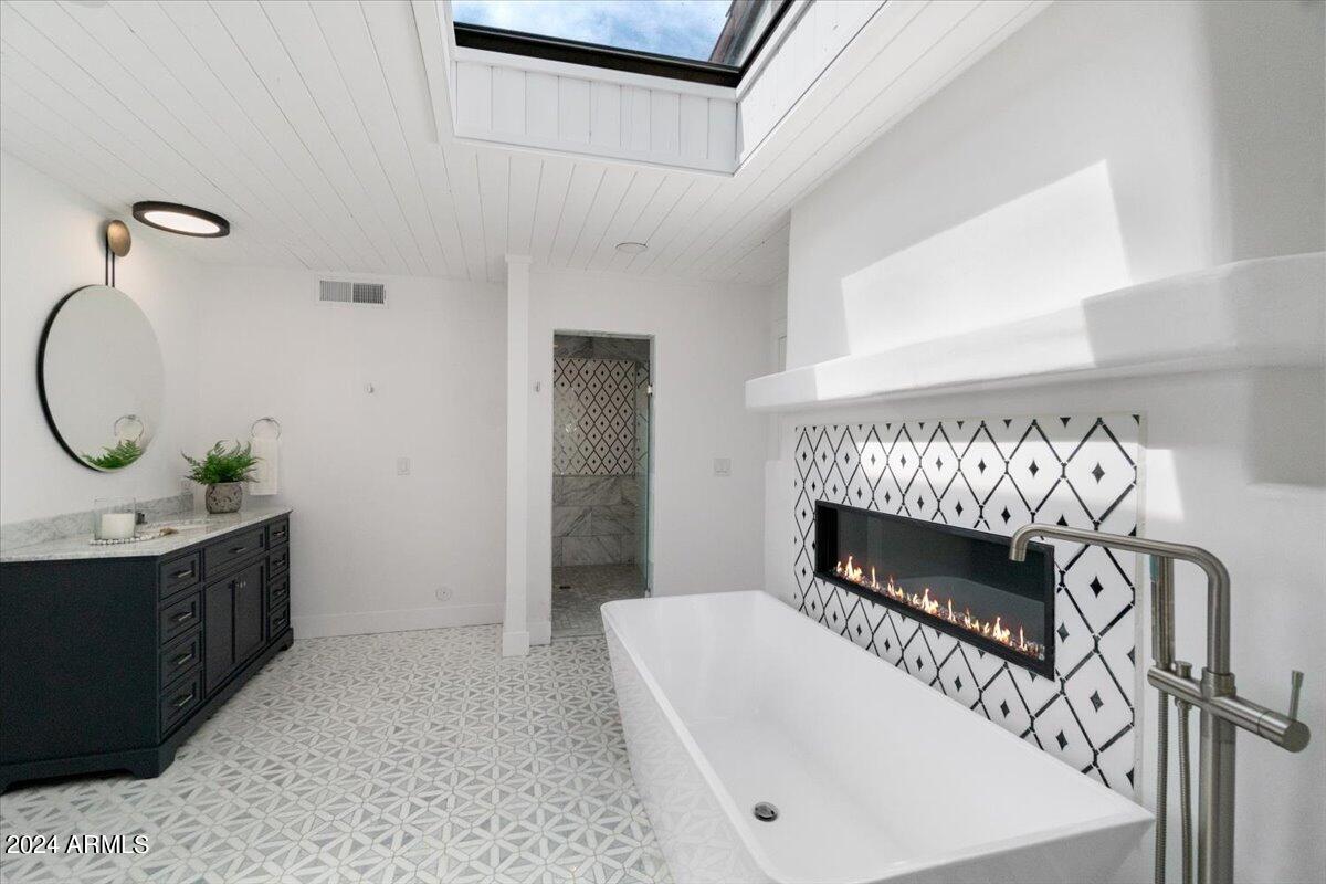 PEBBLE RIDGE - Residential