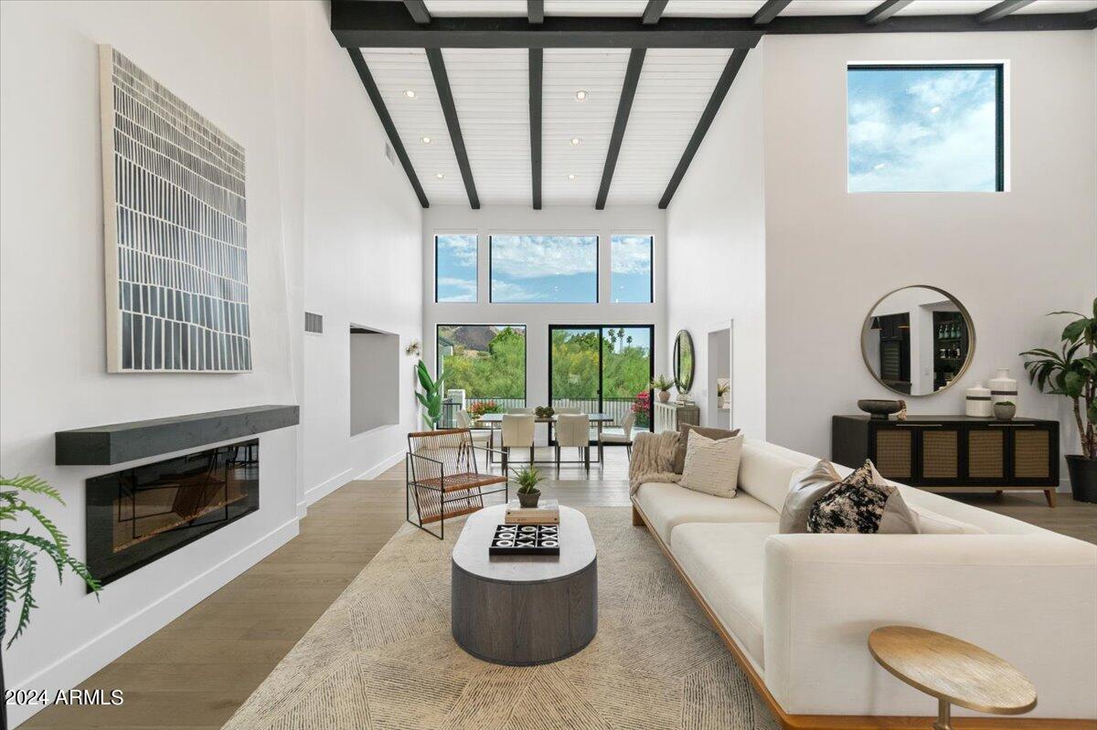 PEBBLE RIDGE - Residential