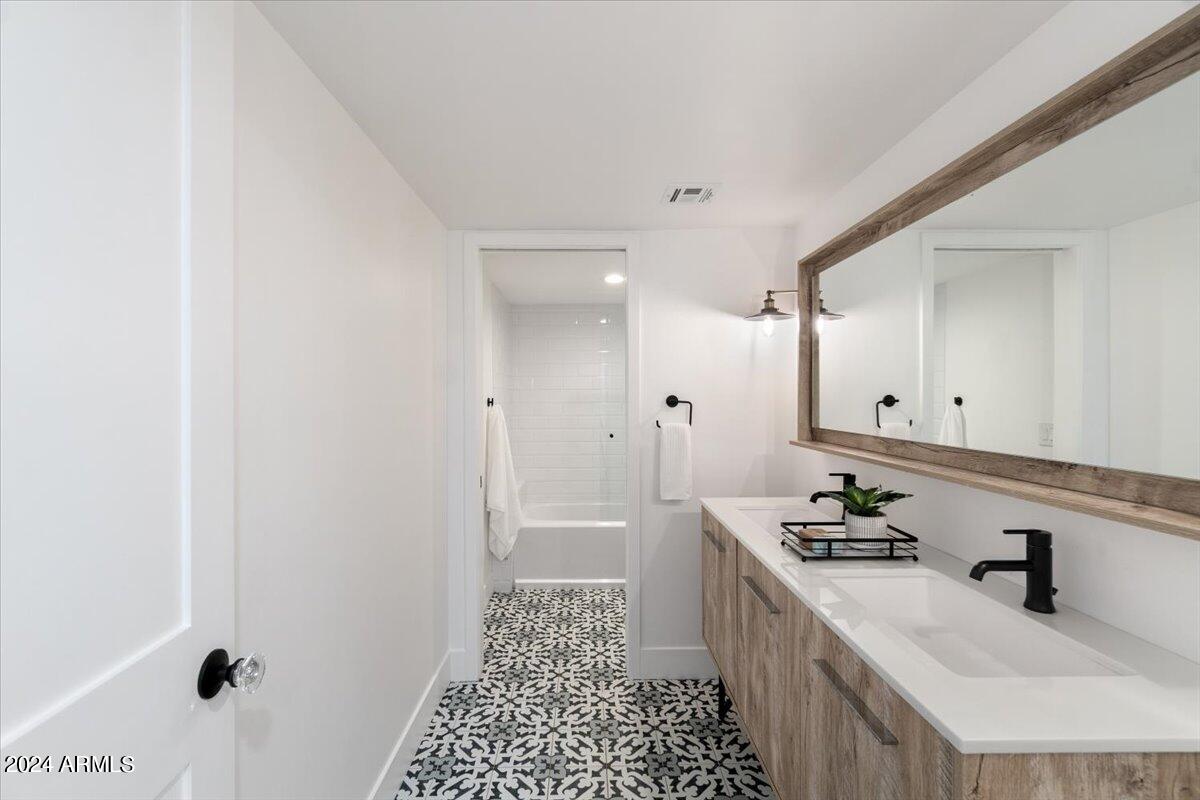 PEBBLE RIDGE - Residential