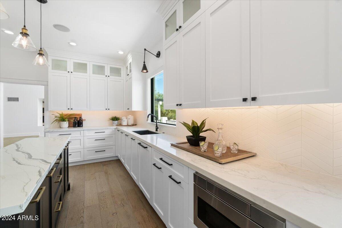 PEBBLE RIDGE - Residential