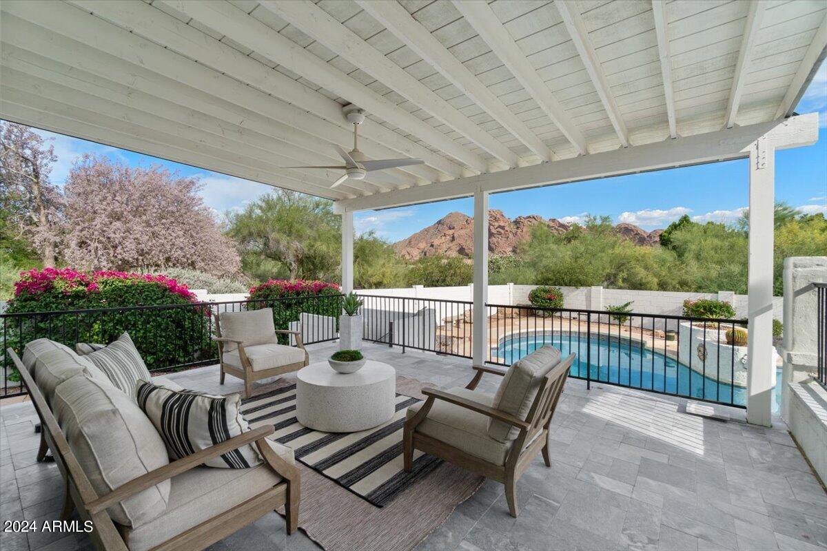 PEBBLE RIDGE - Residential