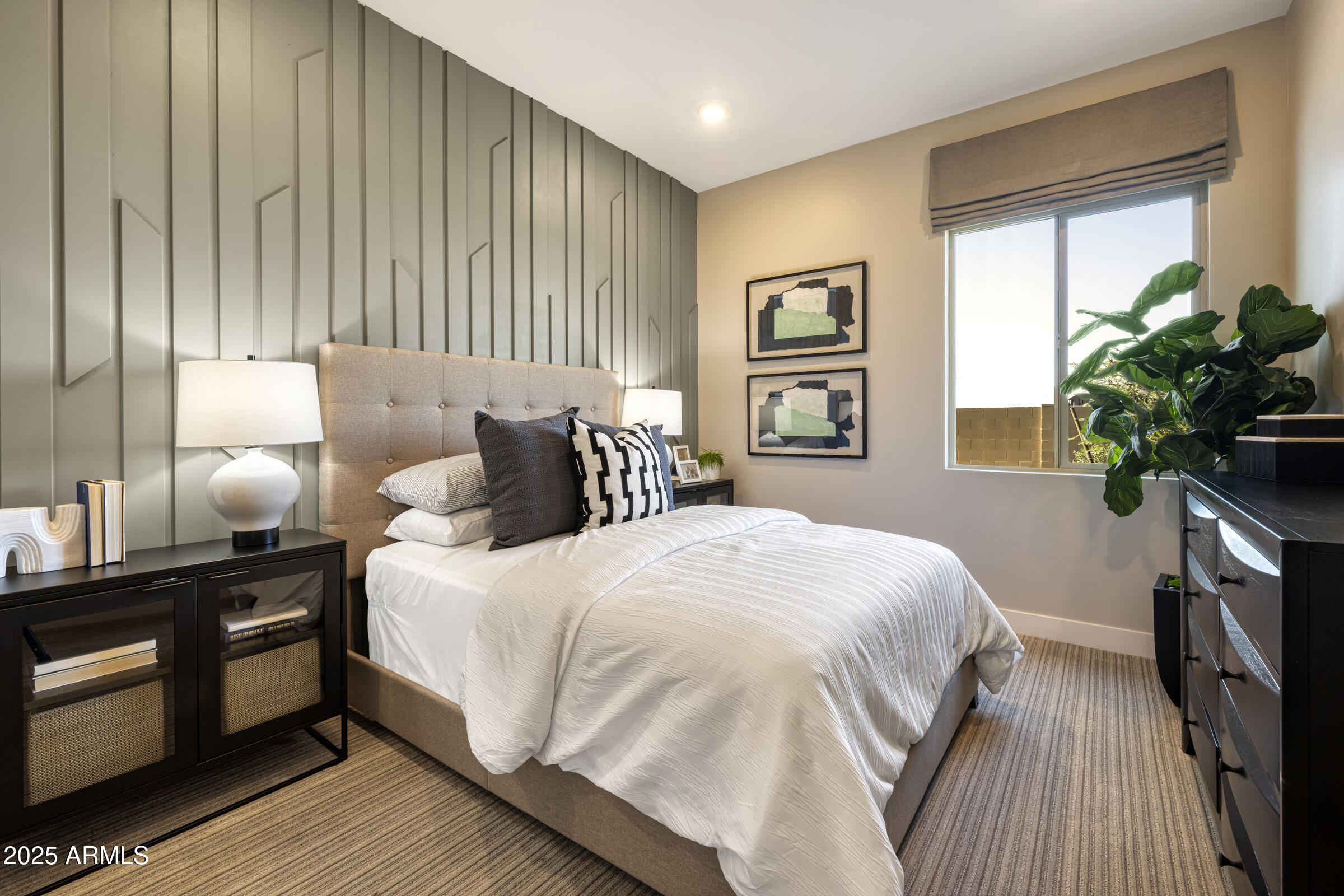 WHISPERING HILLS - Residential