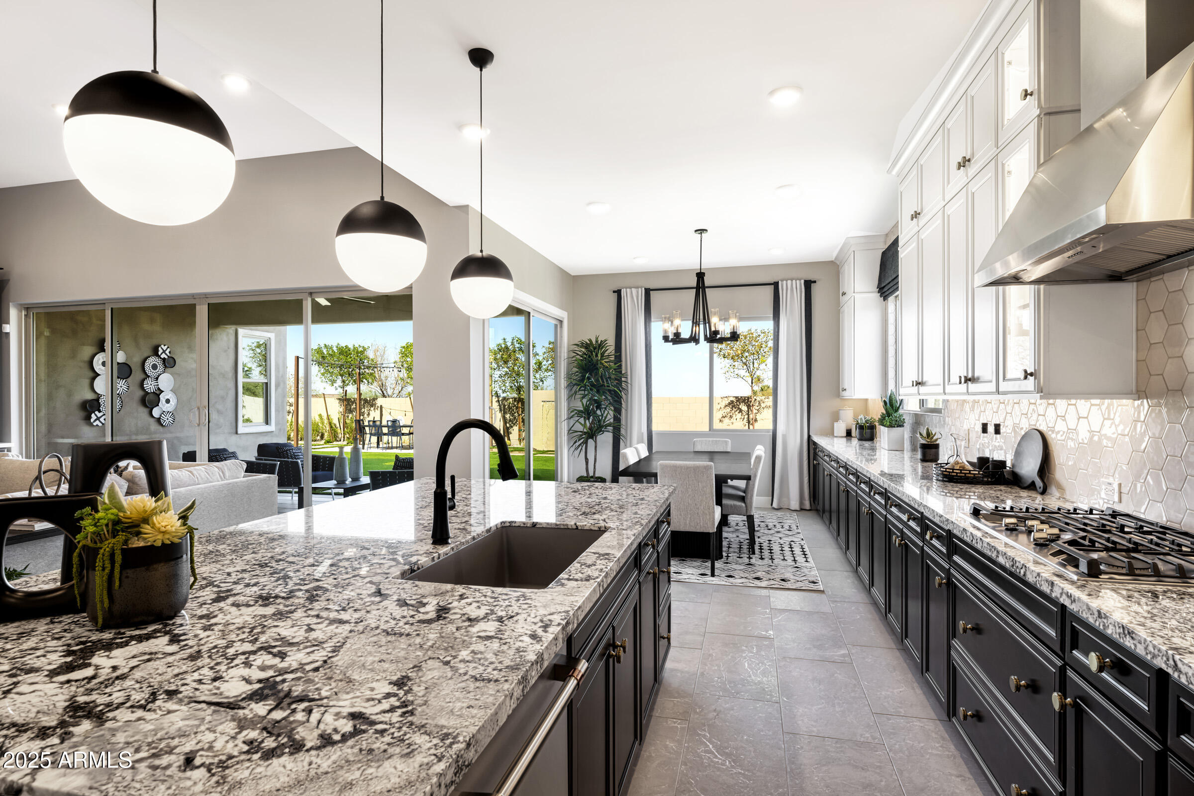 WHISPERING HILLS - Residential