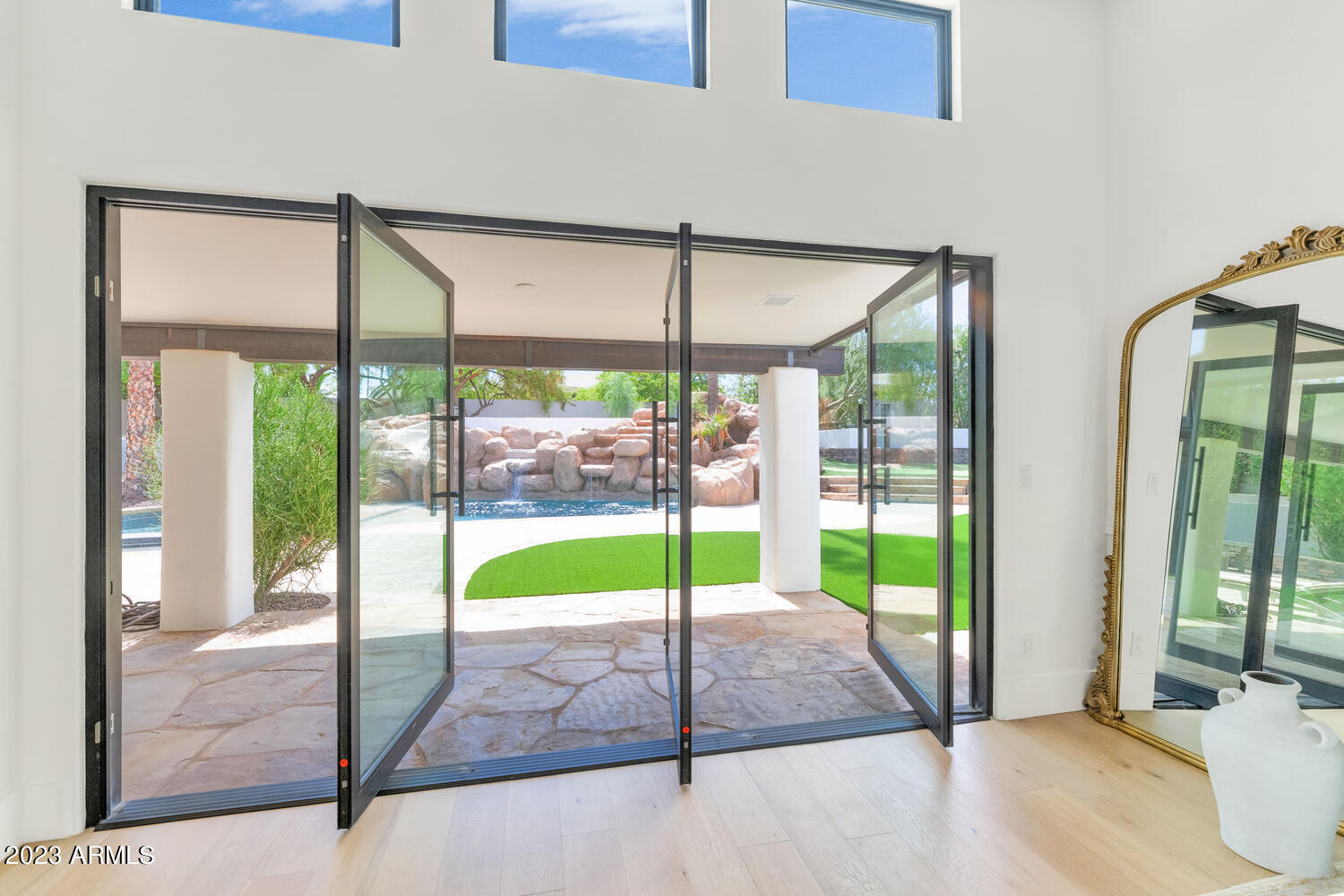 CAMELBACK CANYON - Residential