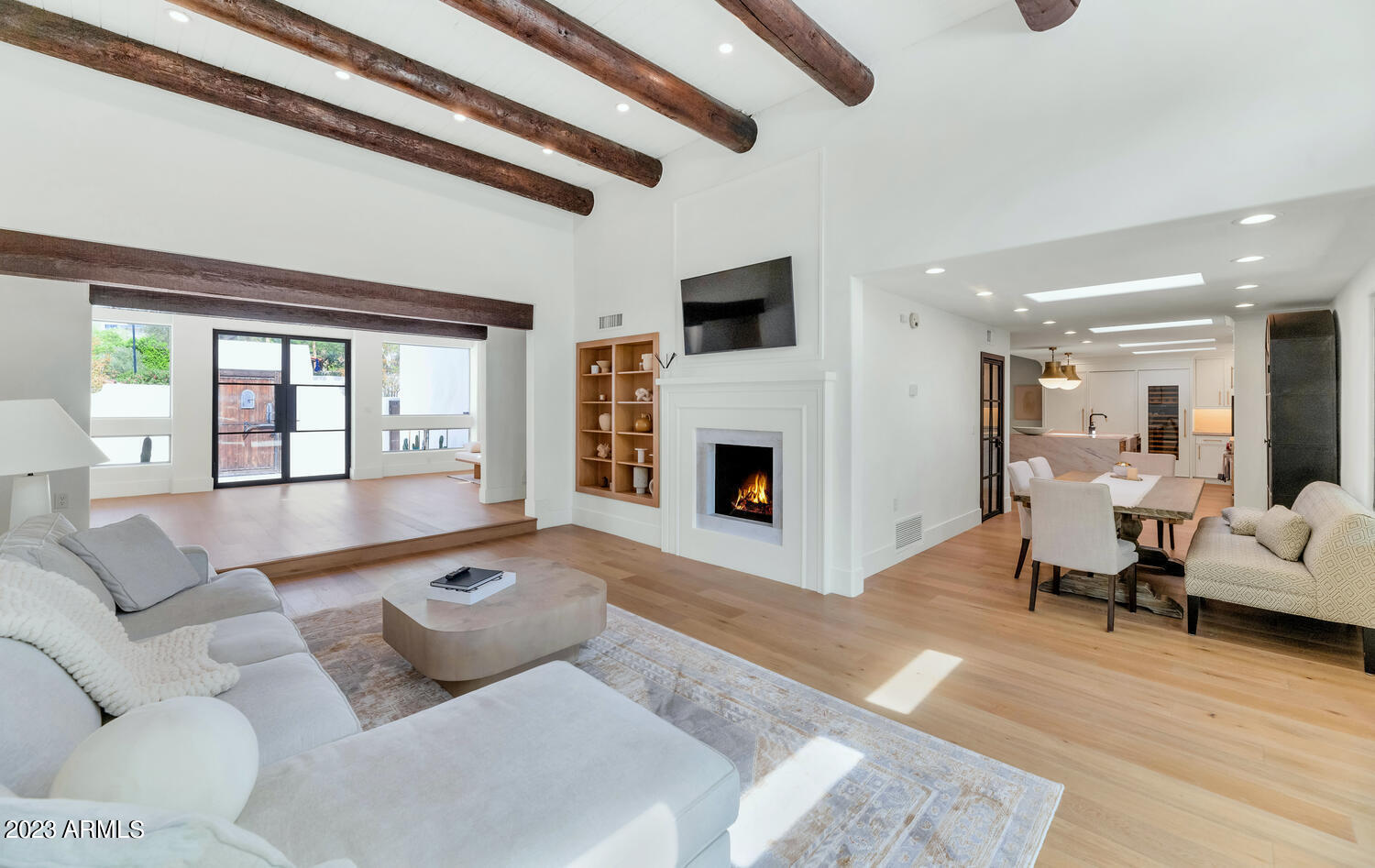 CAMELBACK CANYON - Residential