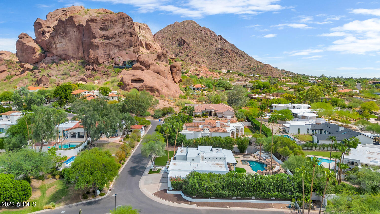 CAMELBACK CANYON - Residential