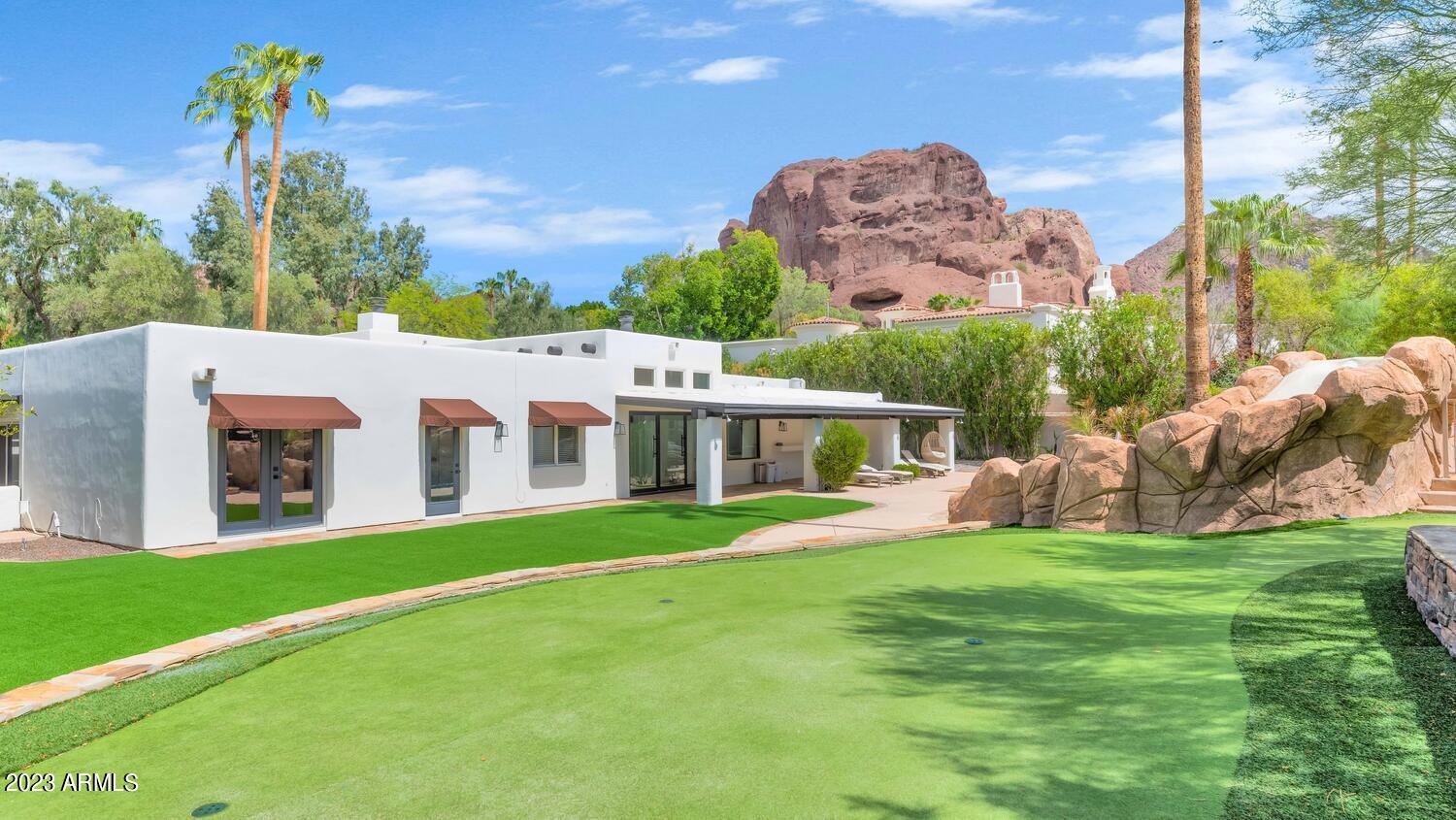 CAMELBACK CANYON - Residential