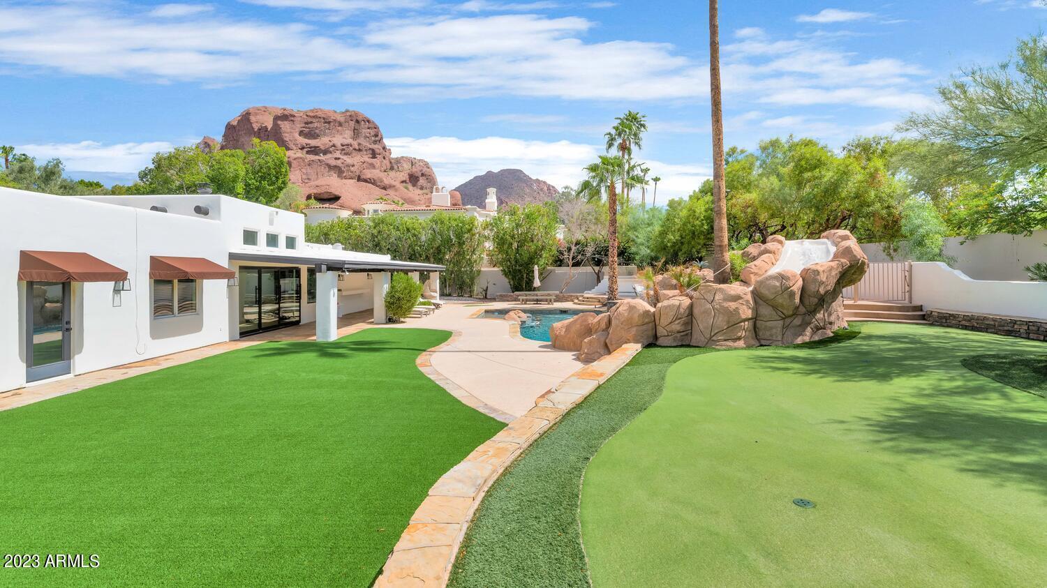 CAMELBACK CANYON - Residential