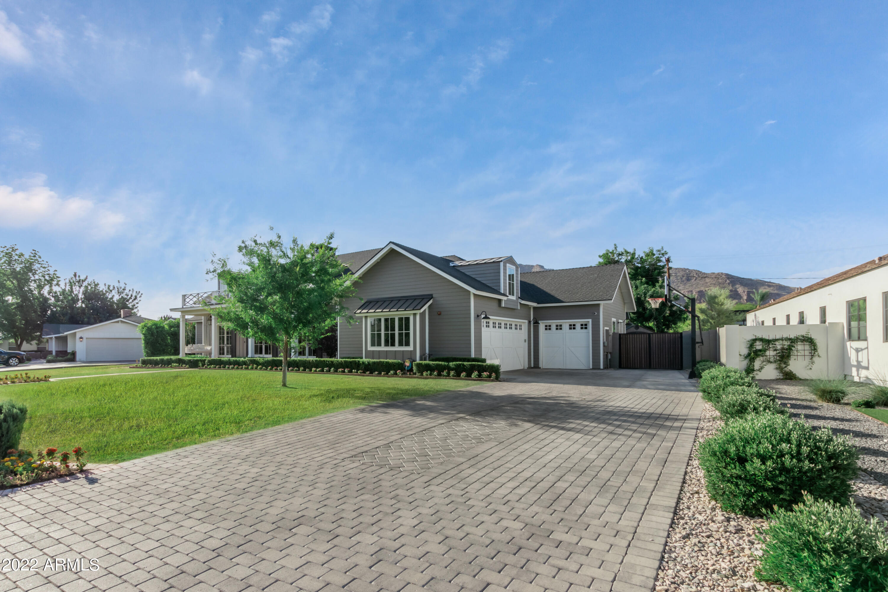 SUN VALLEY ESTATES LOT 1-4, 8-17, 20-33 - Residential
