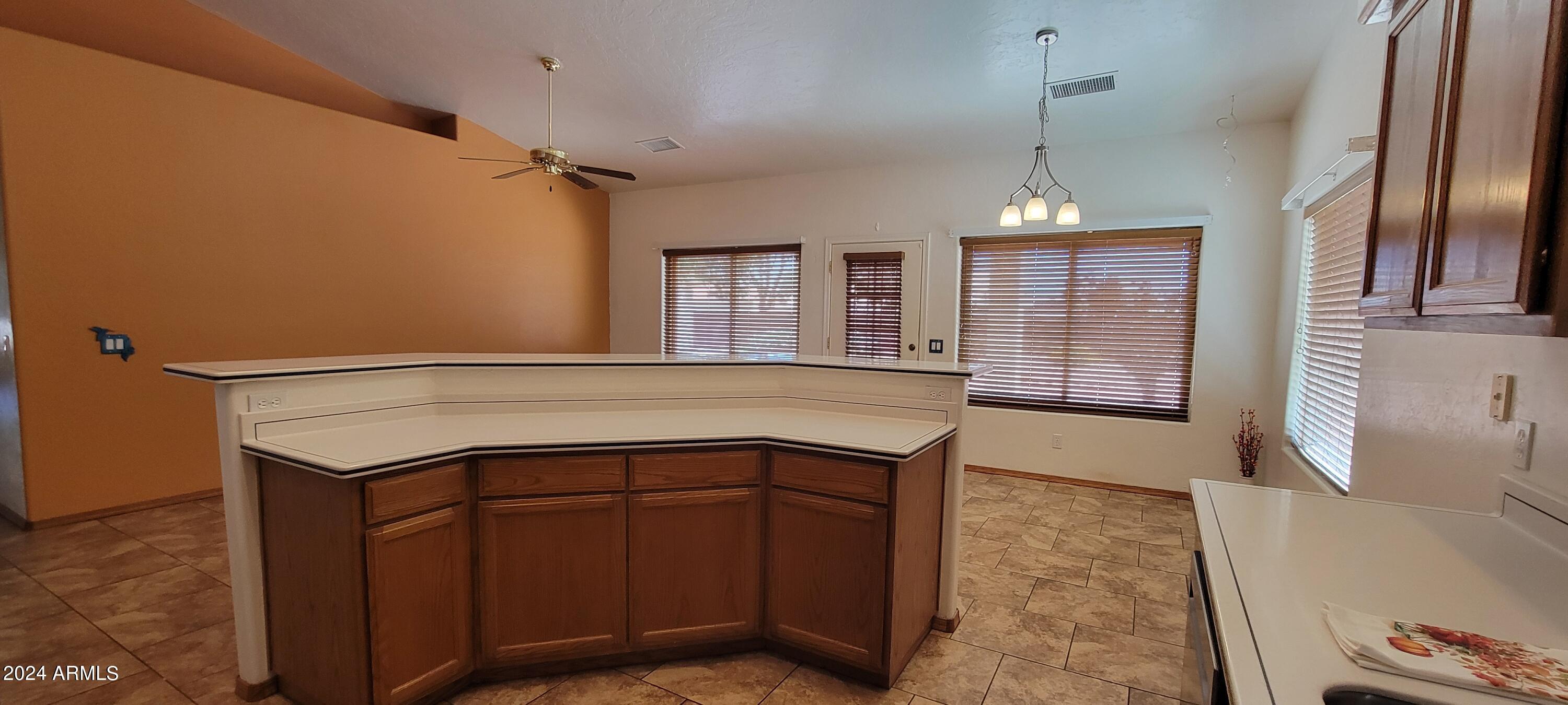 SUMMIT RIDGE - Residential