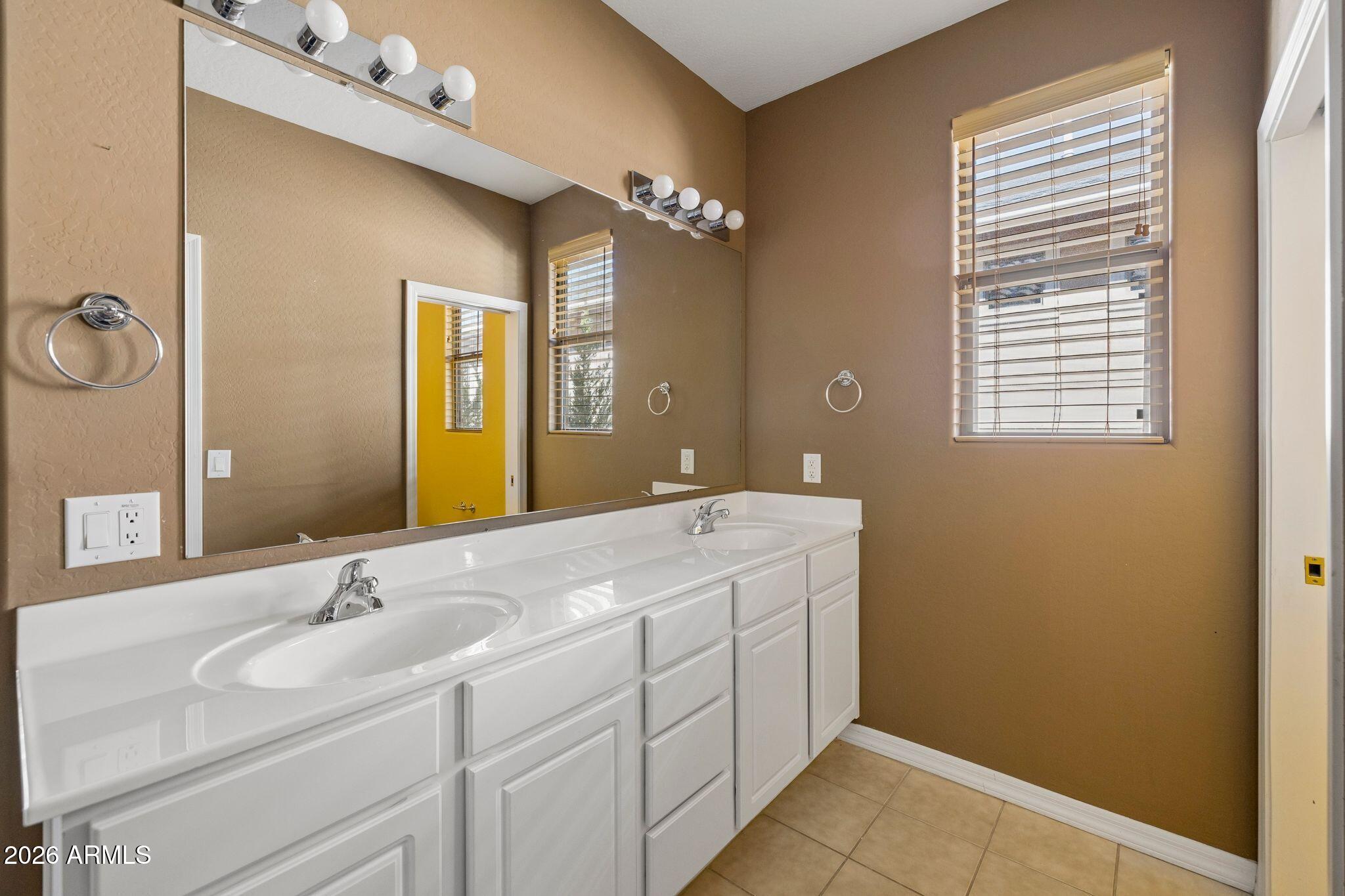 STONERIDGE 5 - Residential
