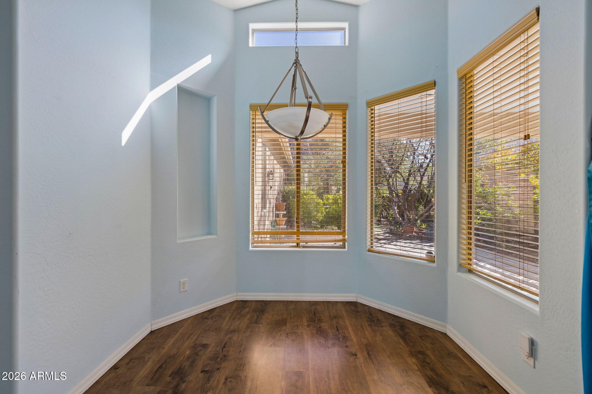 STONERIDGE 5 - Residential