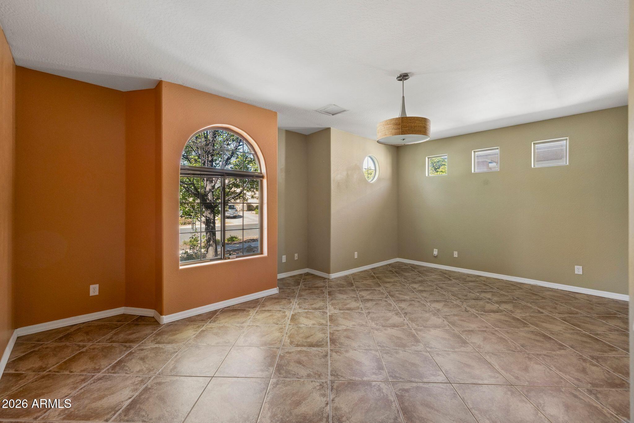 STONERIDGE 5 - Residential