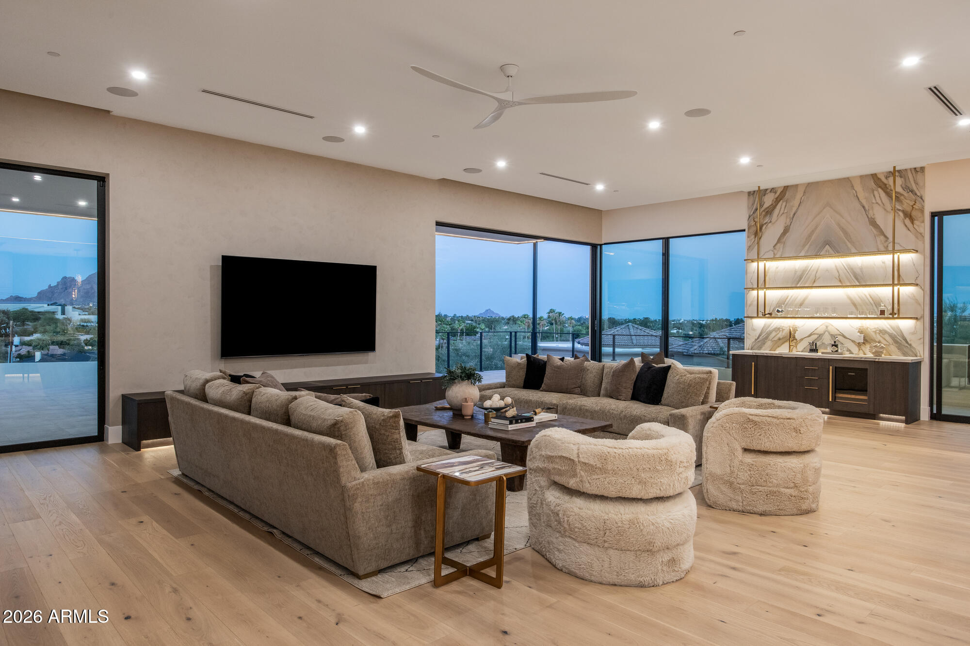 2200 E BETHANY - Residential