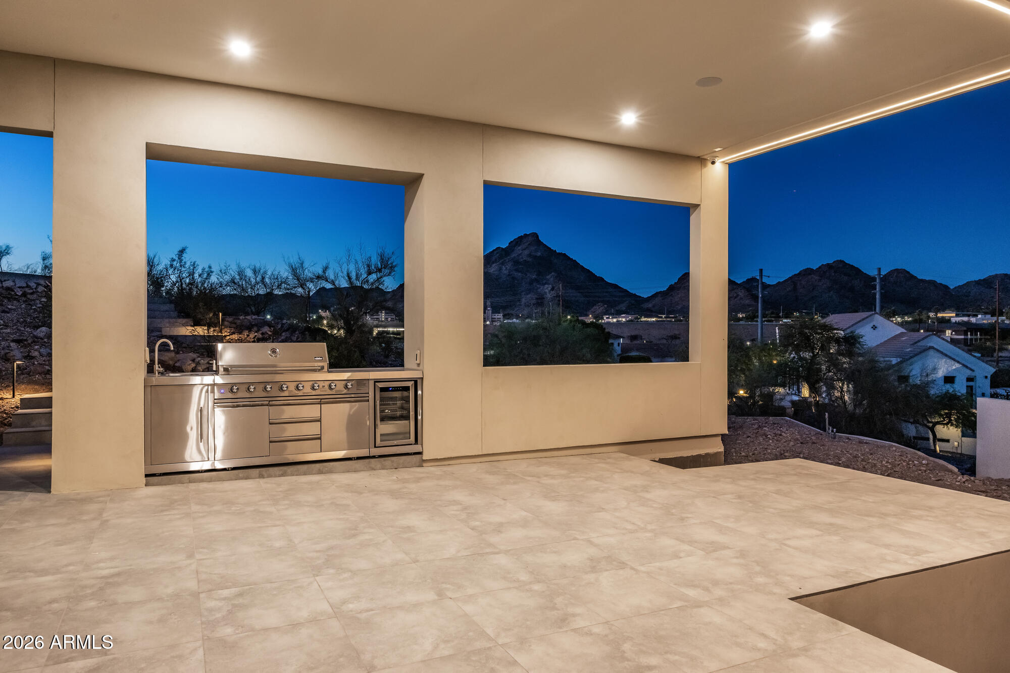 2200 E BETHANY - Residential