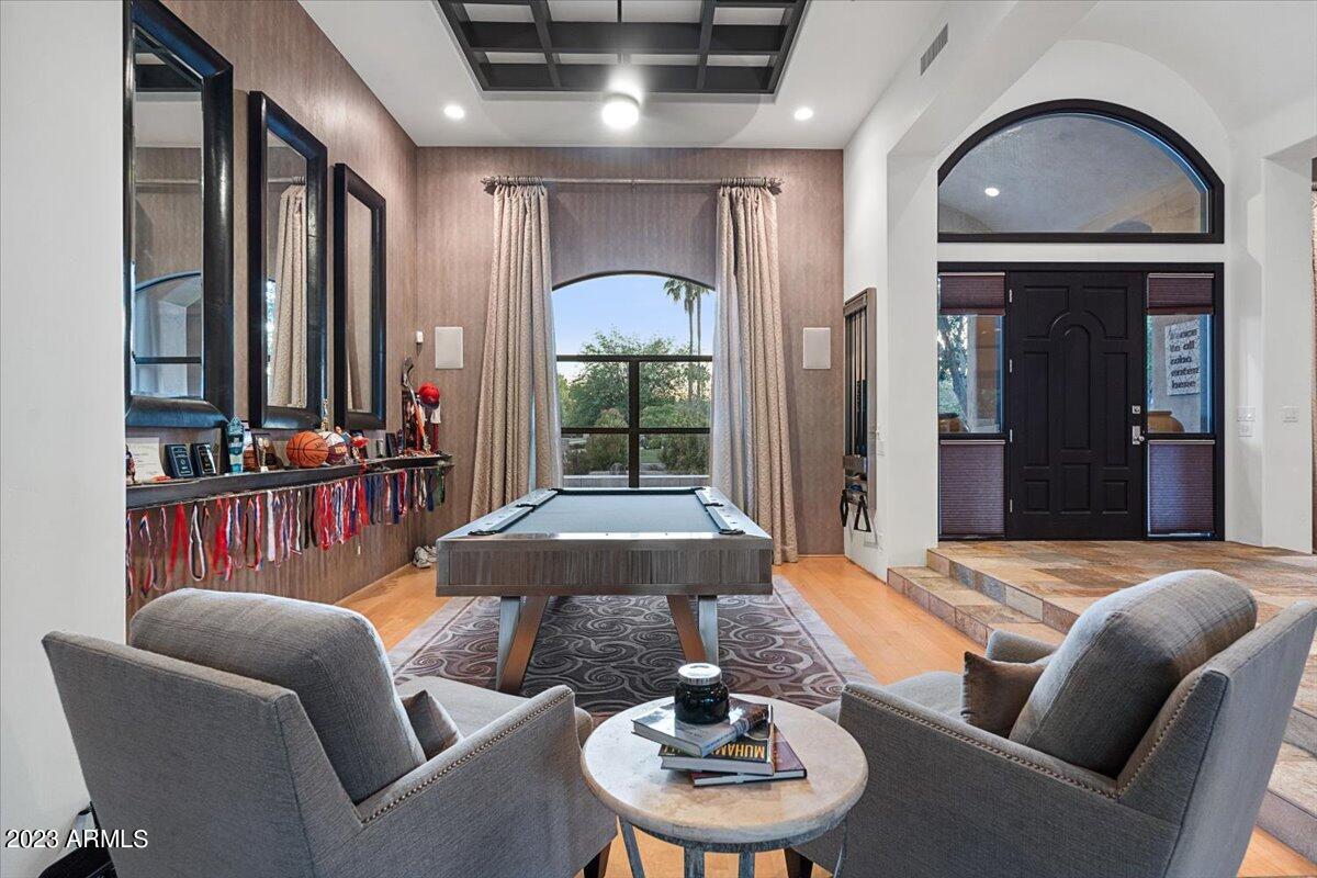 Equestrian Manor - Residential