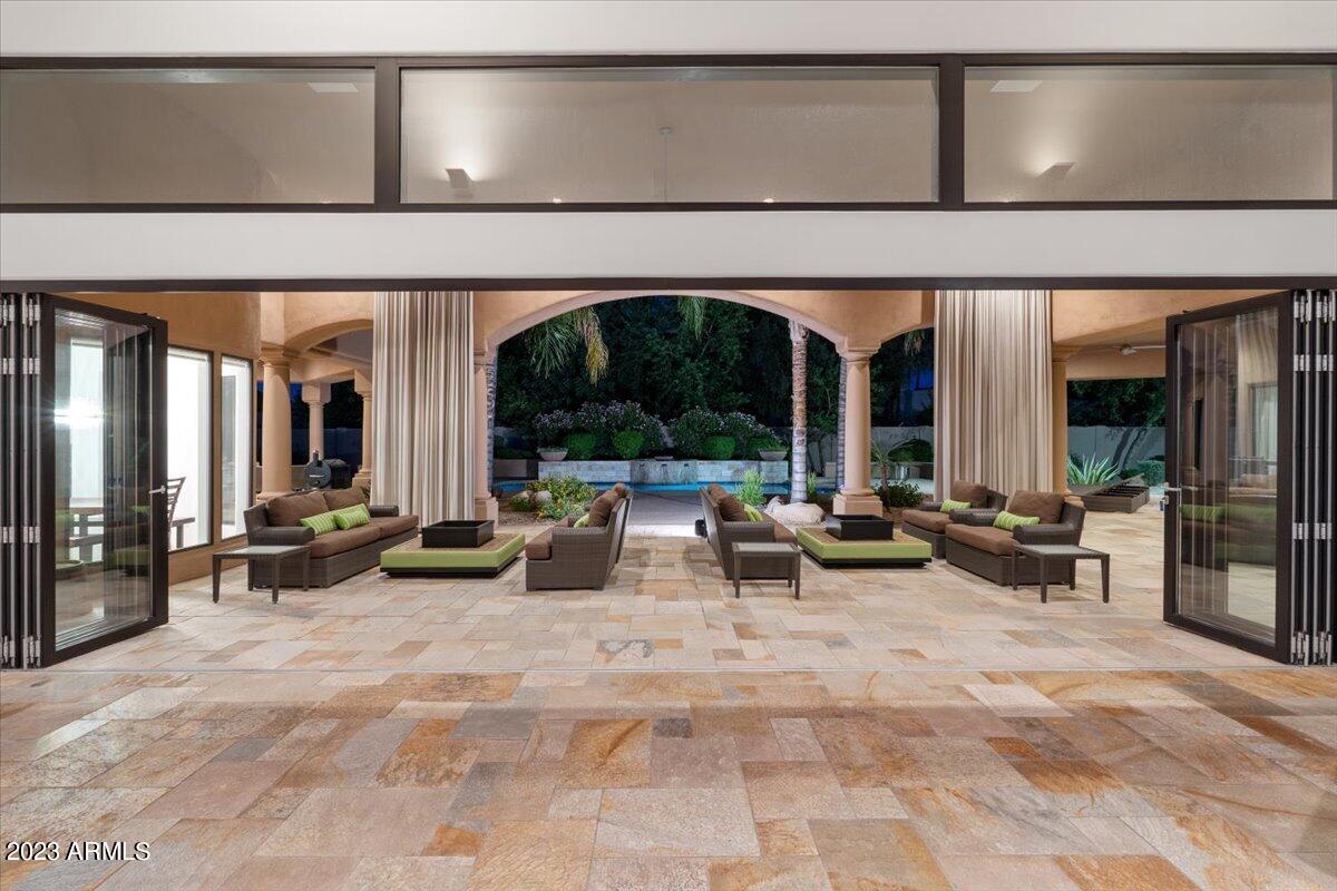 Equestrian Manor - Residential