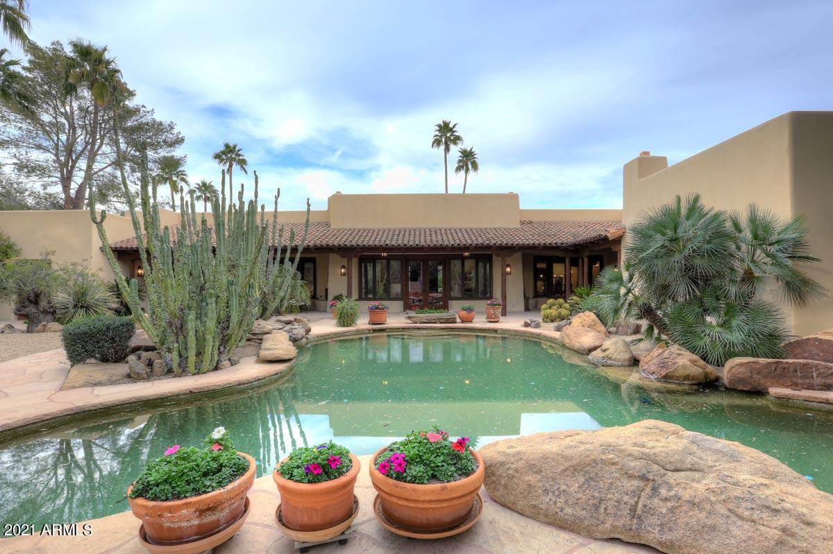 CASA BLANCA ESTATES LOT 20-37 & TR A - Residential