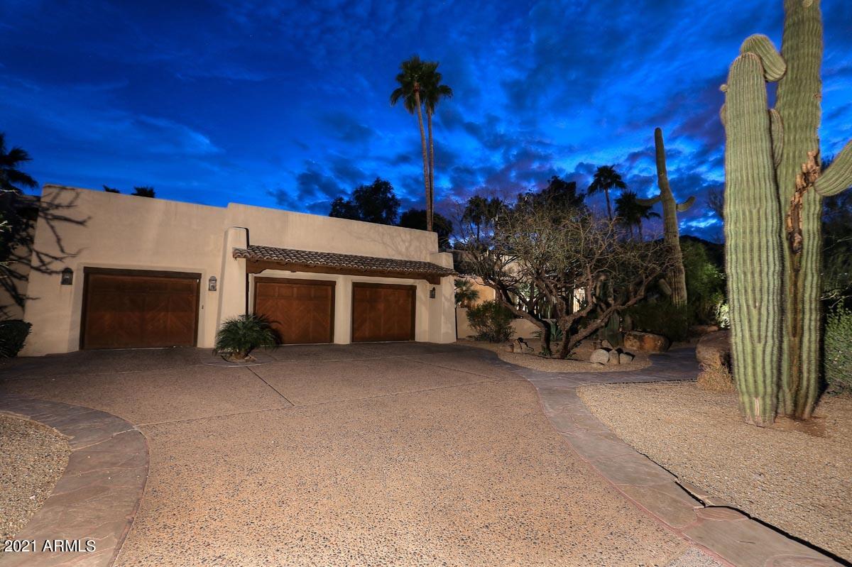CASA BLANCA ESTATES LOT 20-37 & TR A - Residential