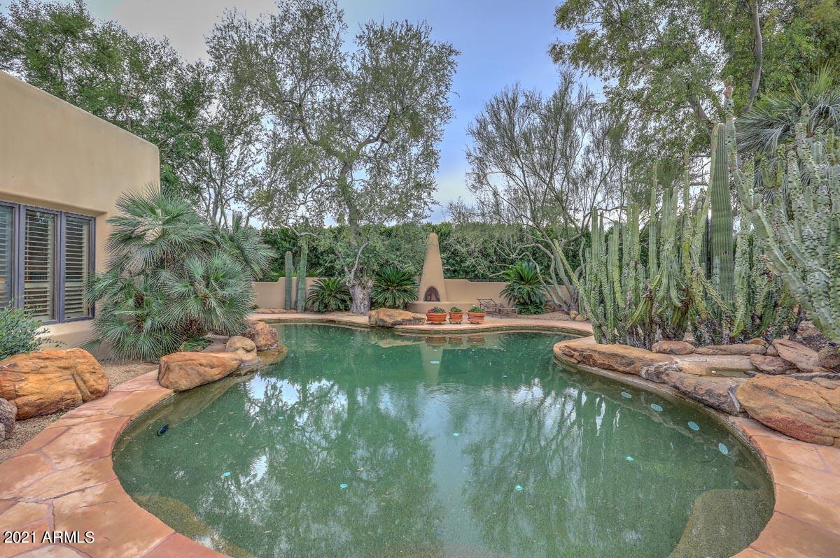 CASA BLANCA ESTATES LOT 20-37 & TR A - Residential